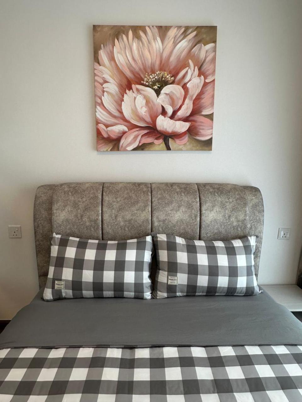 Central Park 2 Bedrooms