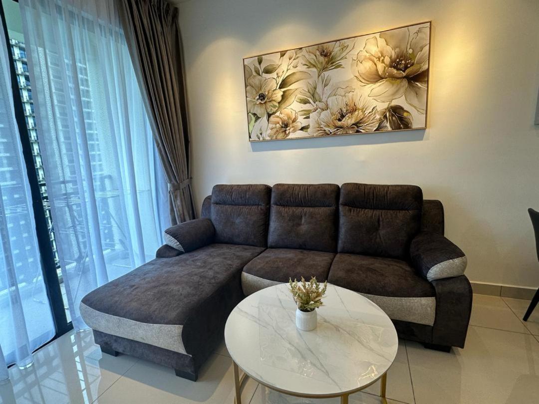 Central Park 2 Bedrooms