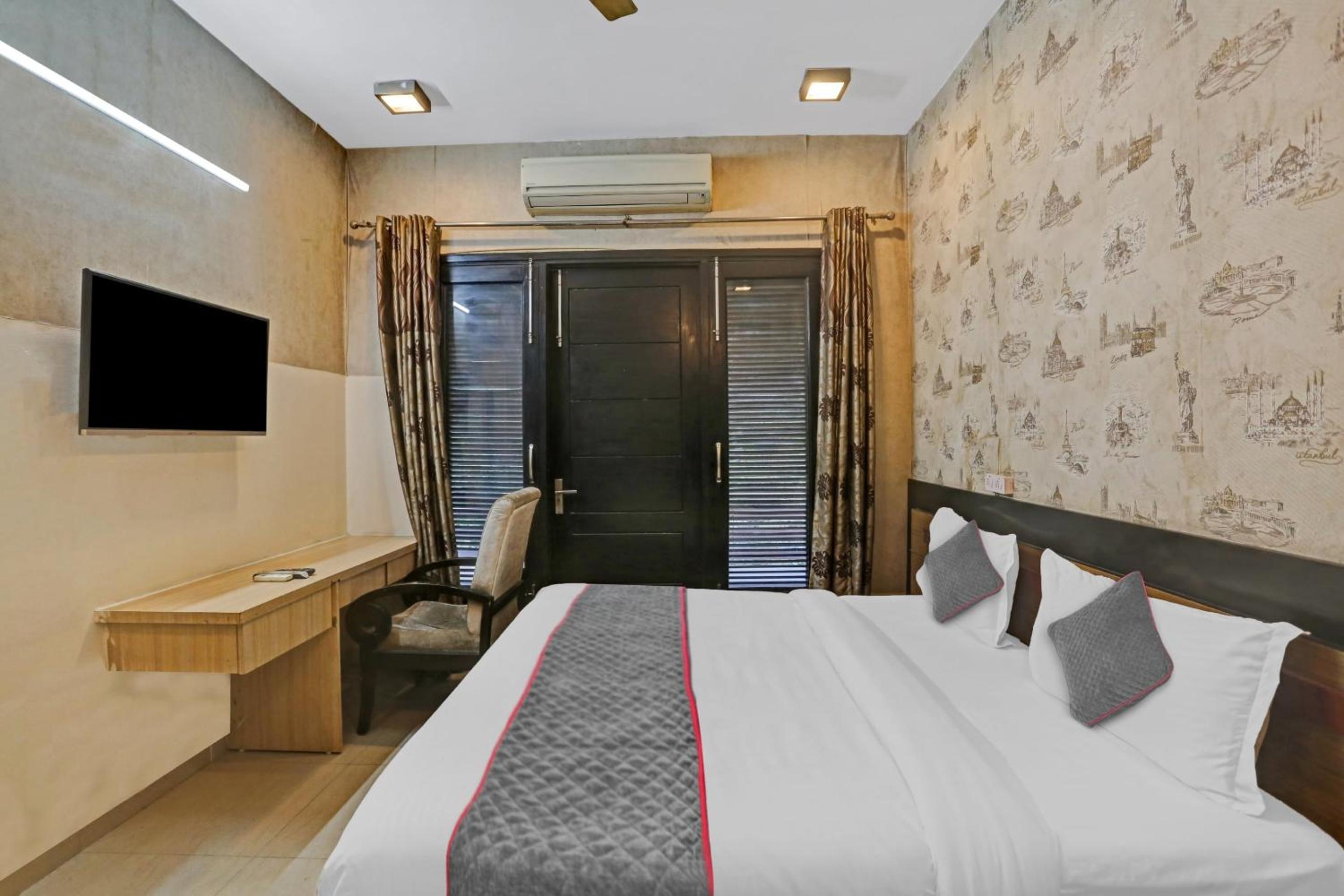 Gurgaon Vacations - Super Hotel O Global Luxury Stays - Property Image 9