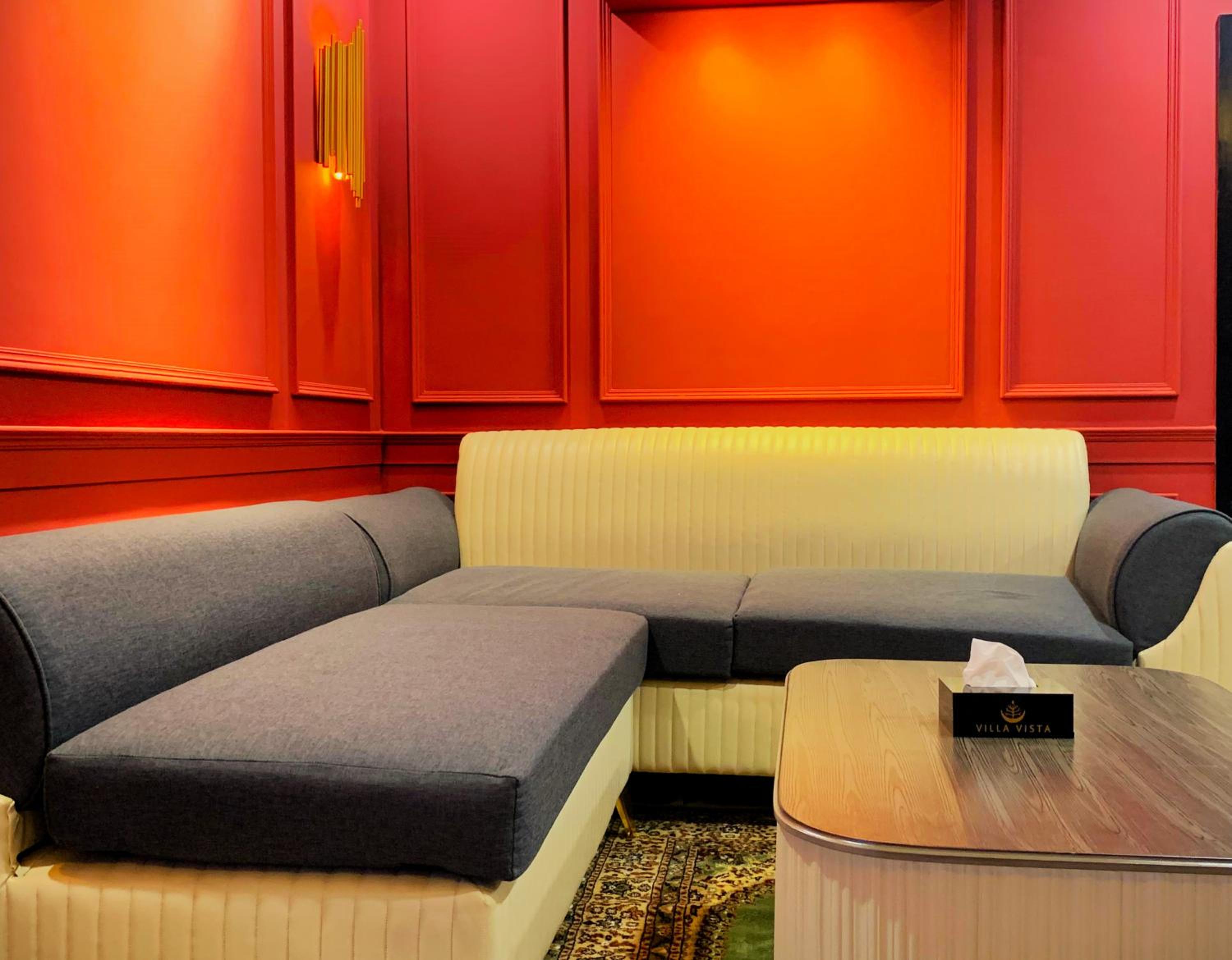 Regal Suite by StayMehman