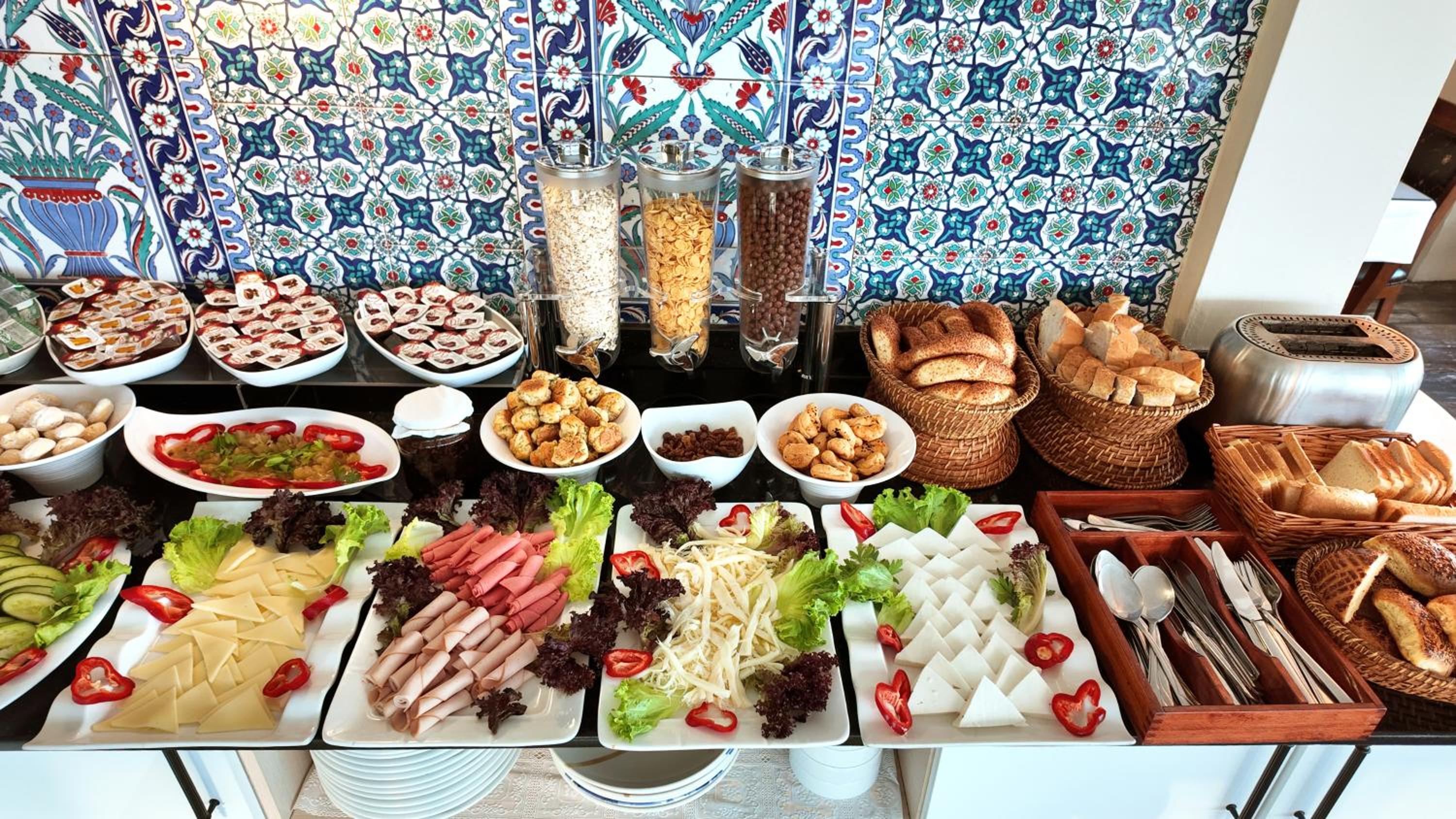 Aldem Hotel - Image 8