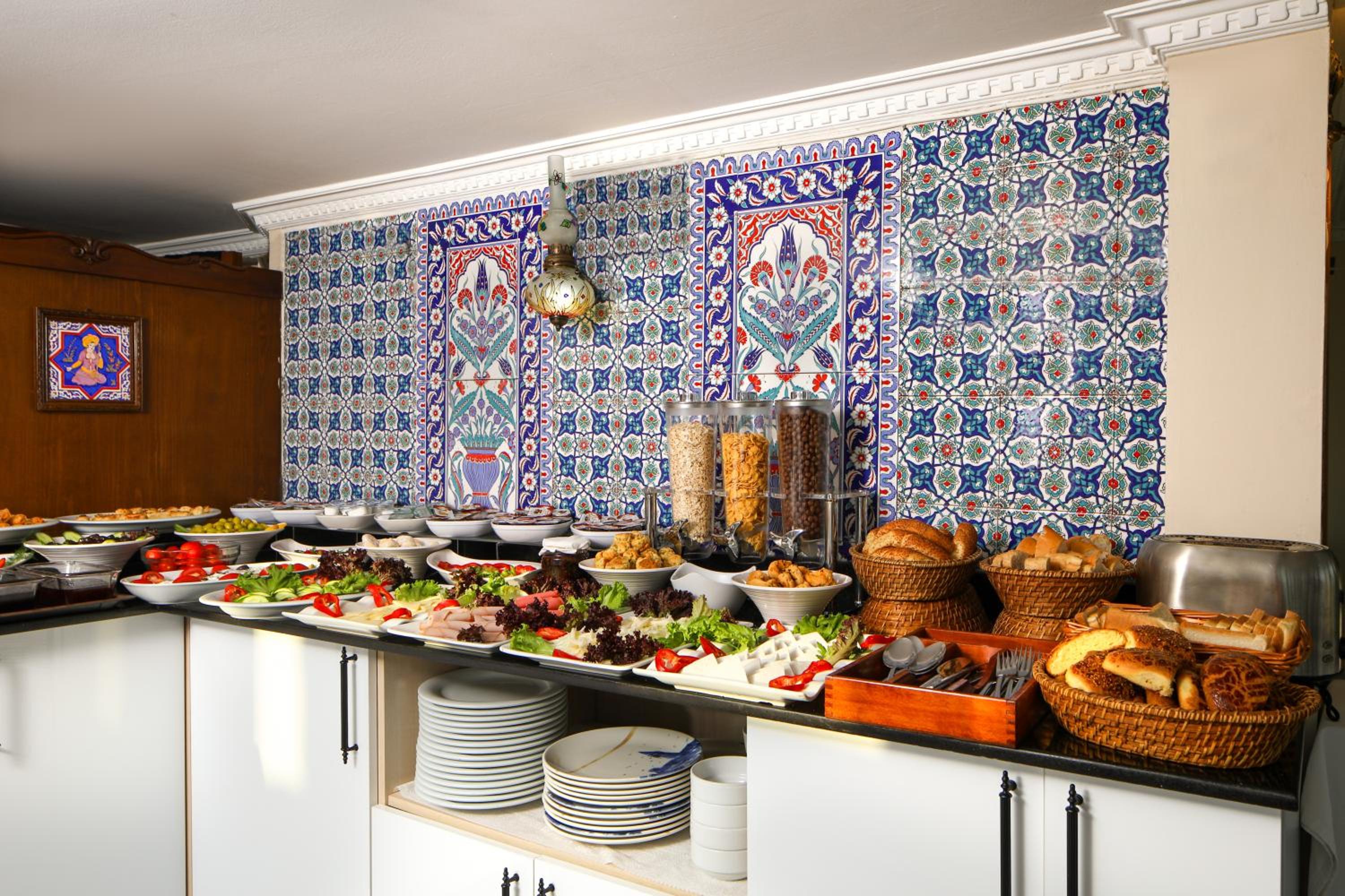 Aldem Hotel - Image 11