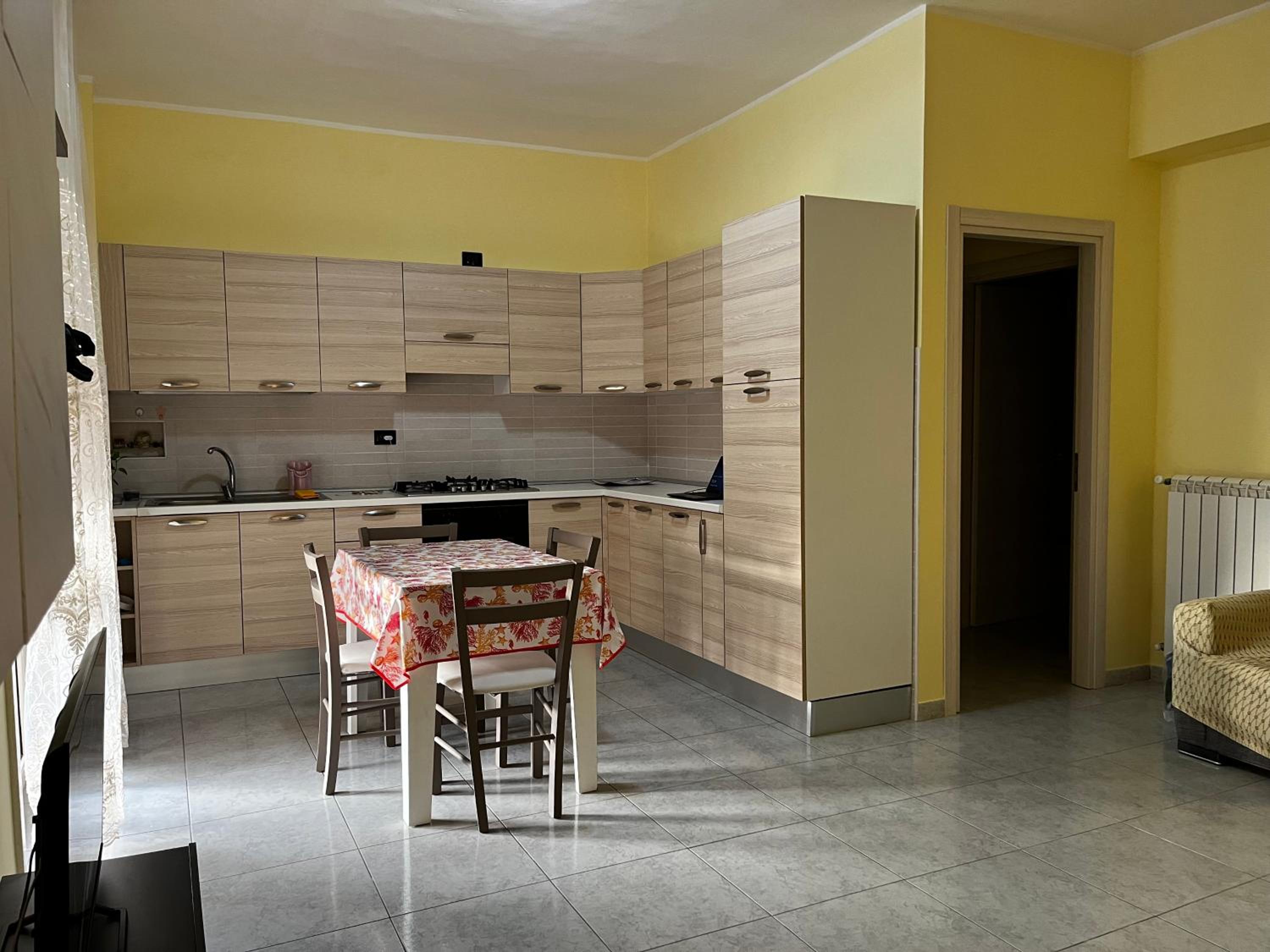 Spazioso appartamento - Casa Fe view 2