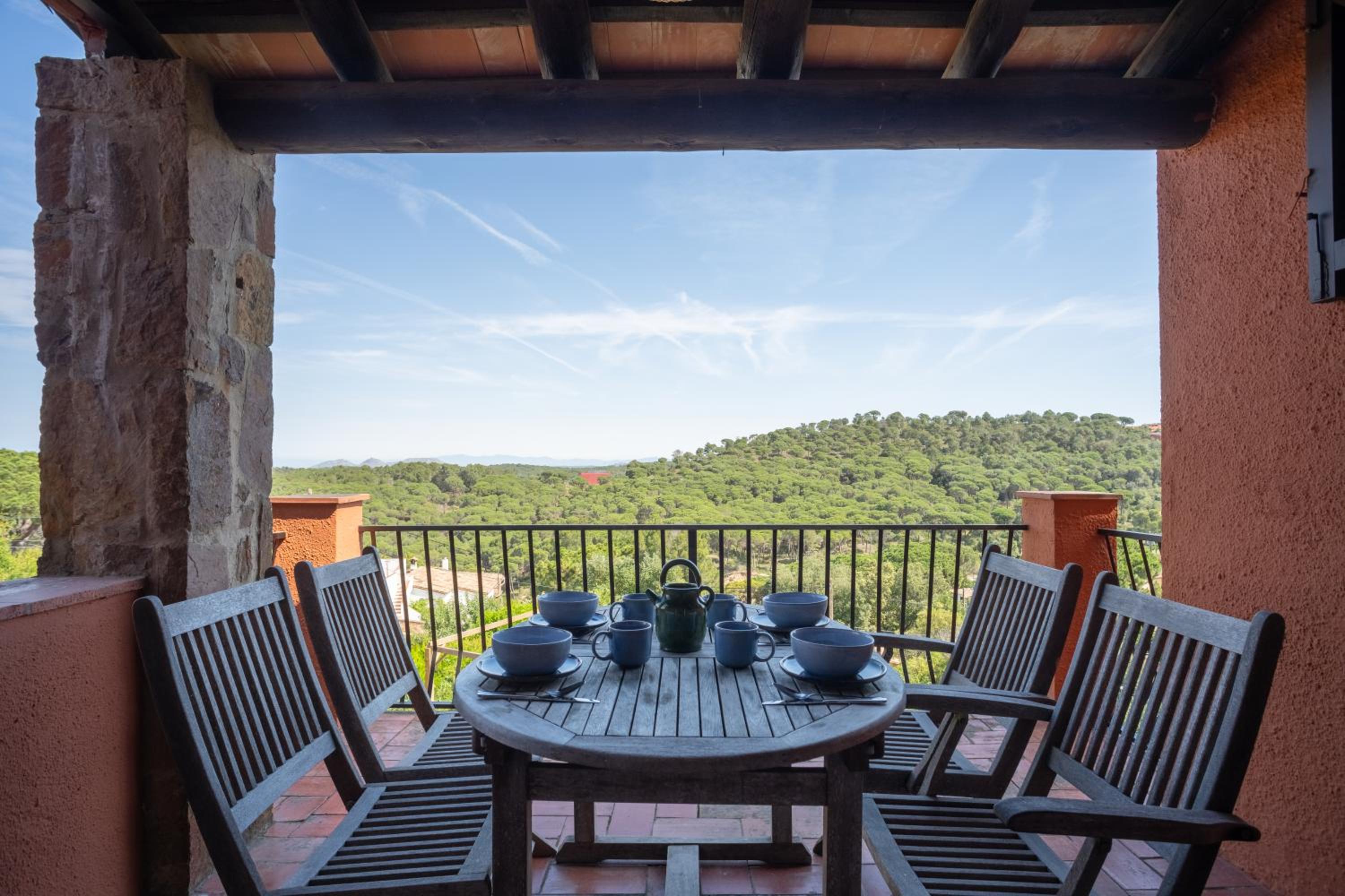 Picasso Mountain View Begur