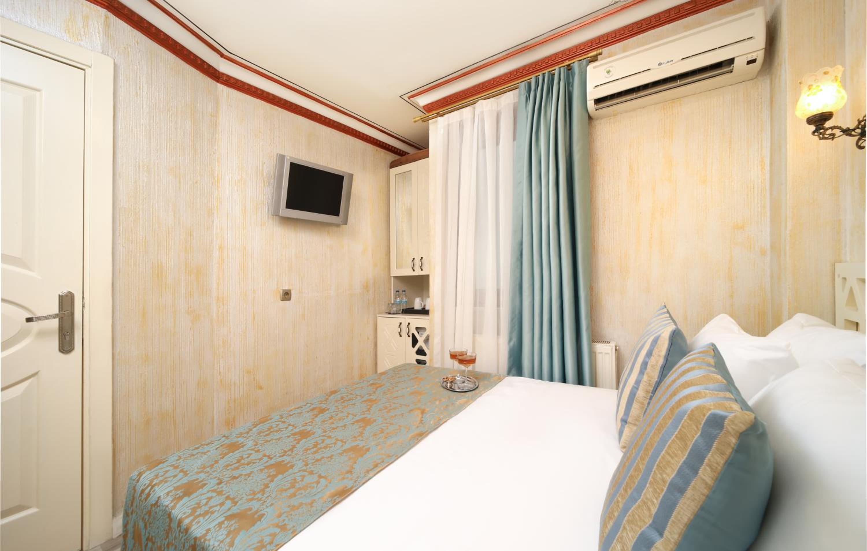 Aldem Hotel - Image 52