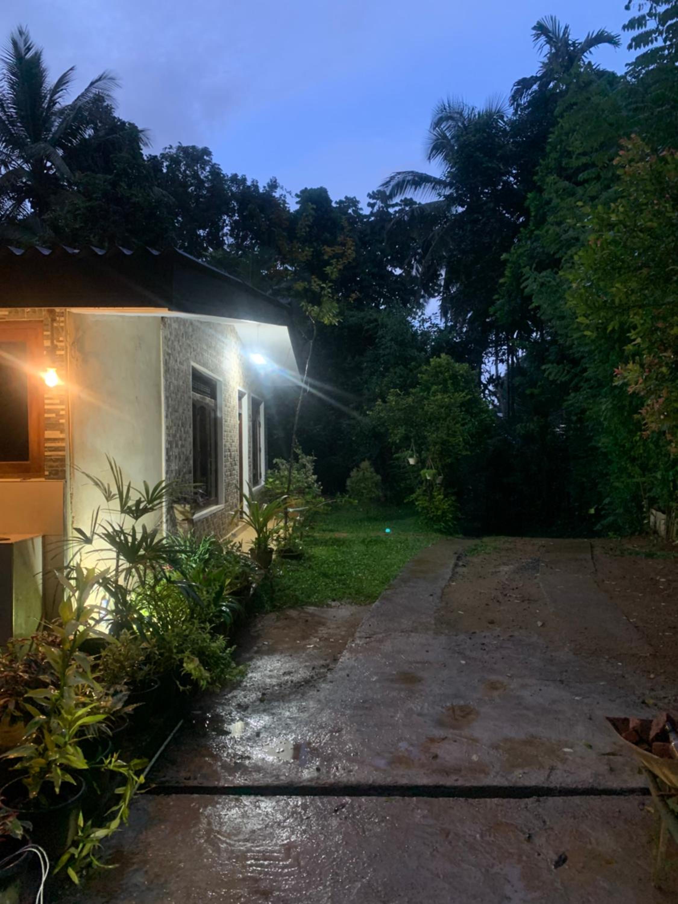 Ambulugala Home Stay