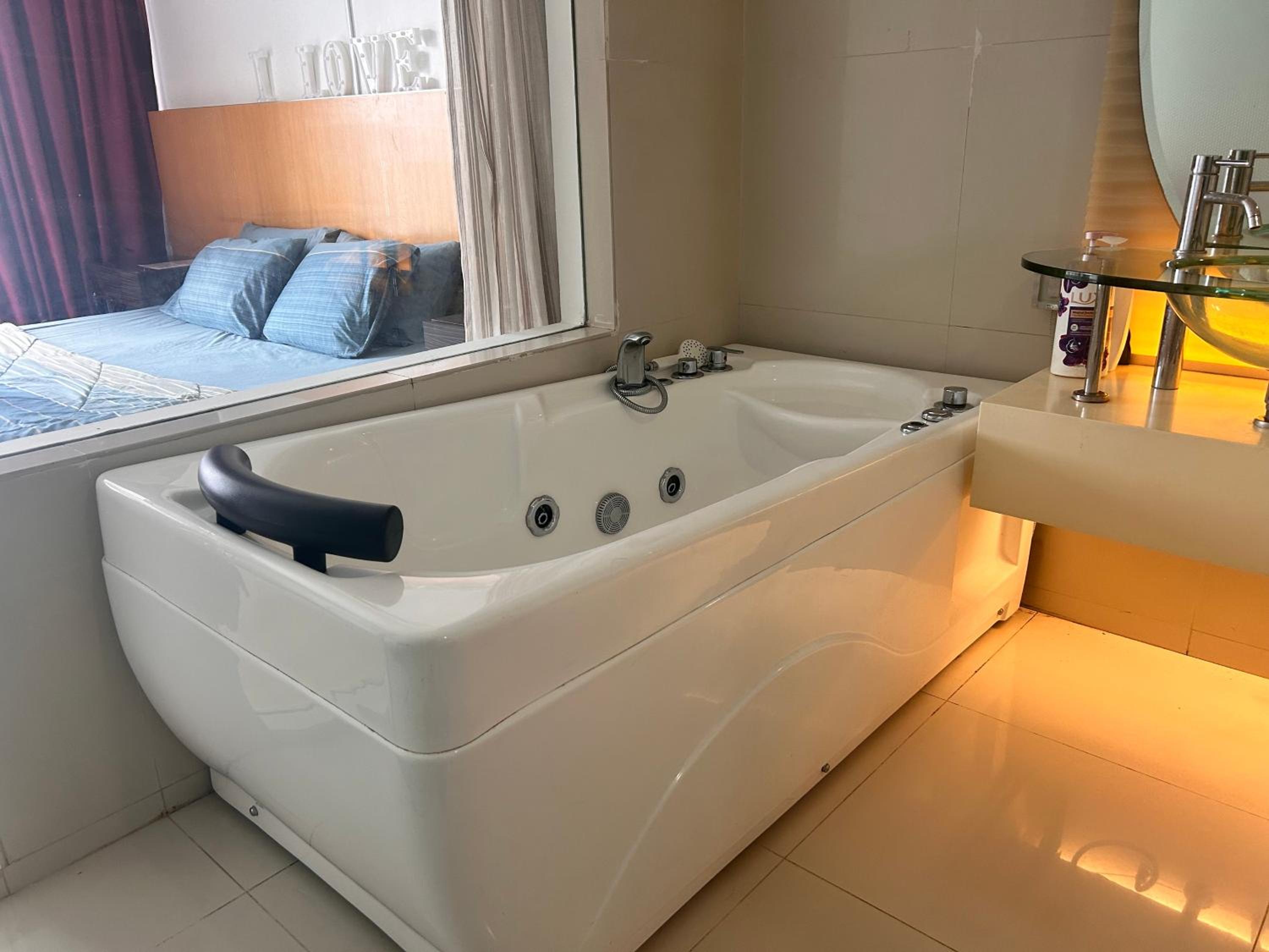 Private Cinema and Jacuzzi at Pertama Residency