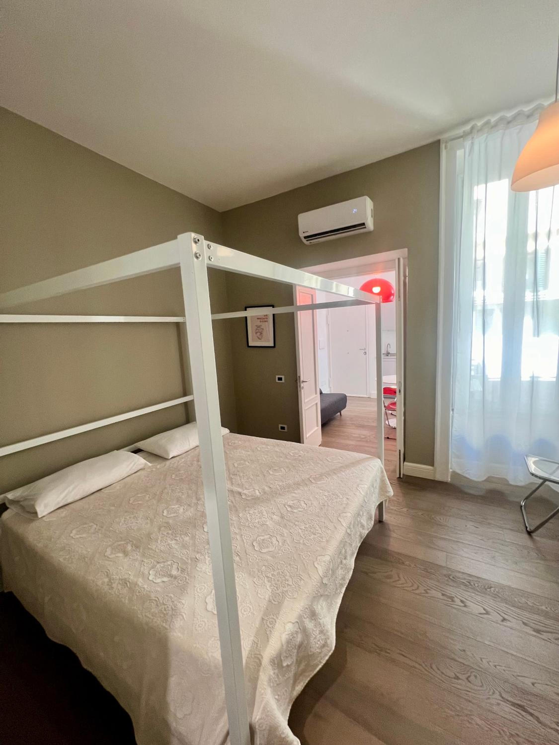 Lion Suite