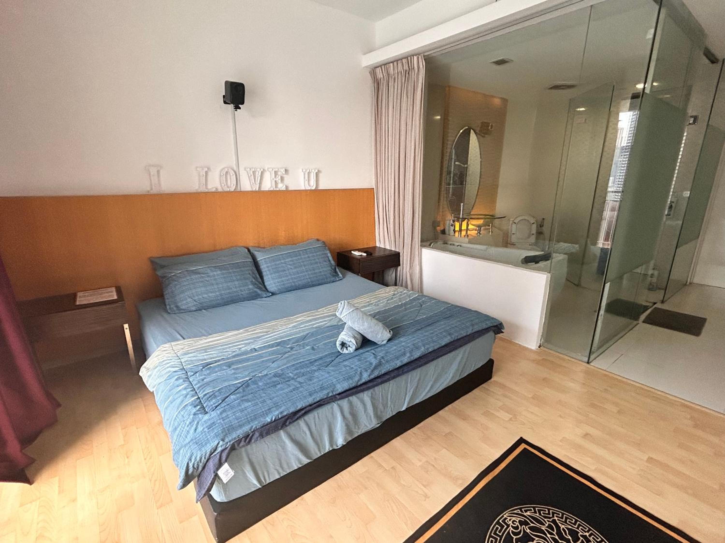 Private Cinema and Jacuzzi at Pertama Residency
