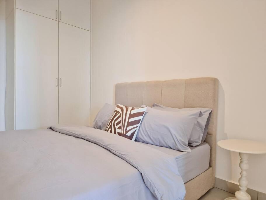 Heart of Mount Austin Cozy 2 Rooms 4 Pax