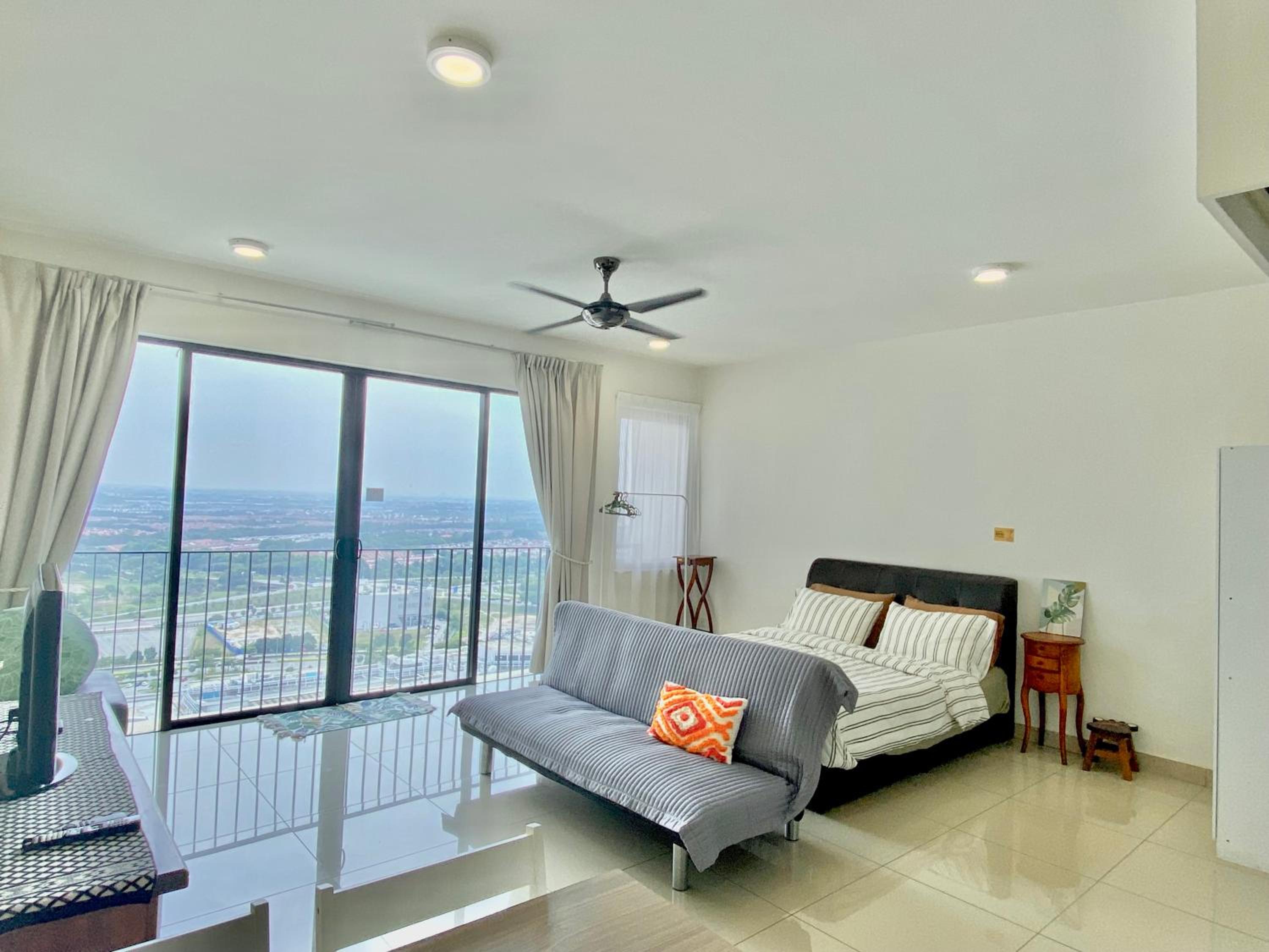 GreeneryHome 1-6pax Trefoil Studio Setia Alam photo 1