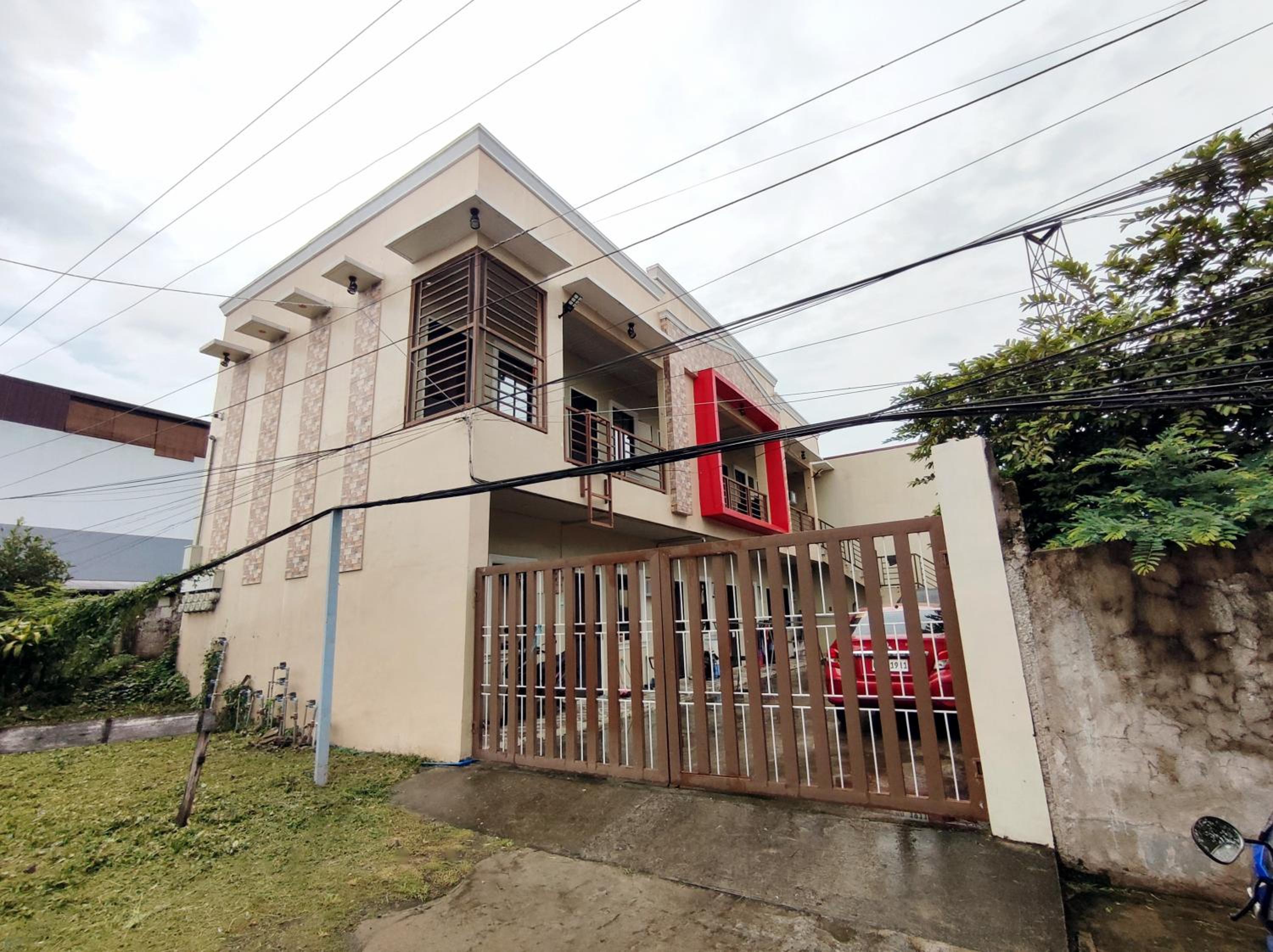 SNOW Studio Apartment - Near Clark International Airport view 2