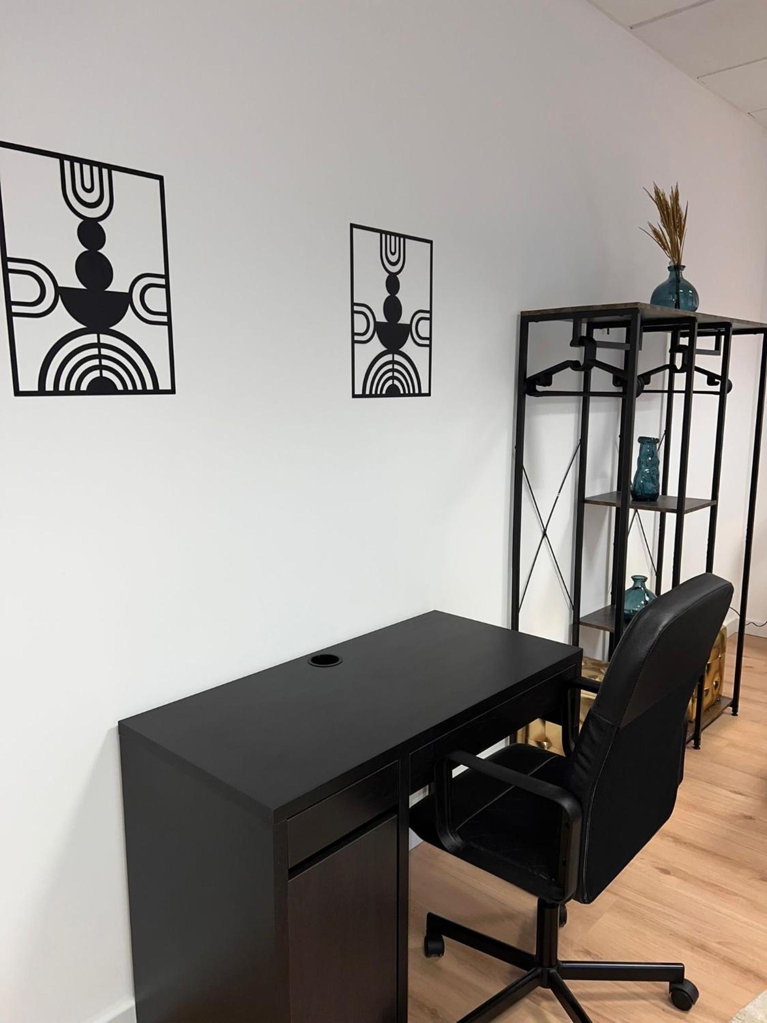 BIG 7RMS City Central Loft, 1ALocation