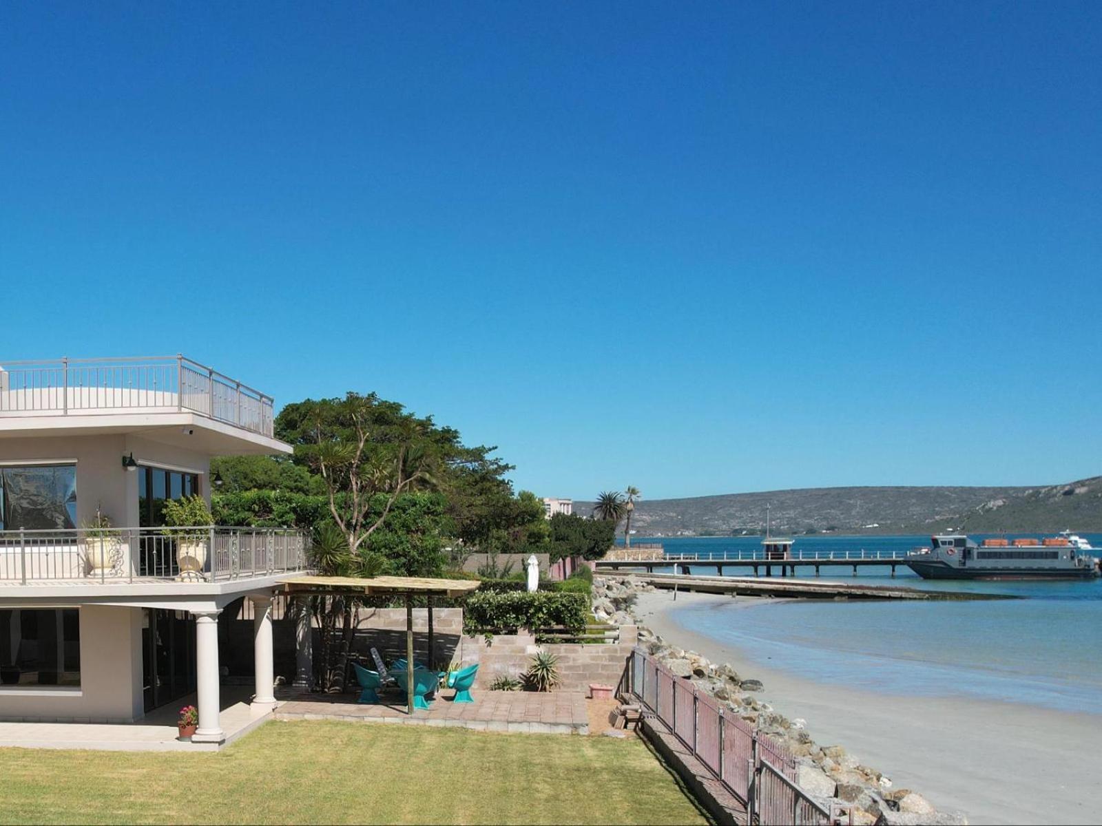 By The Beach - Beachfront Apartment & Home view 2