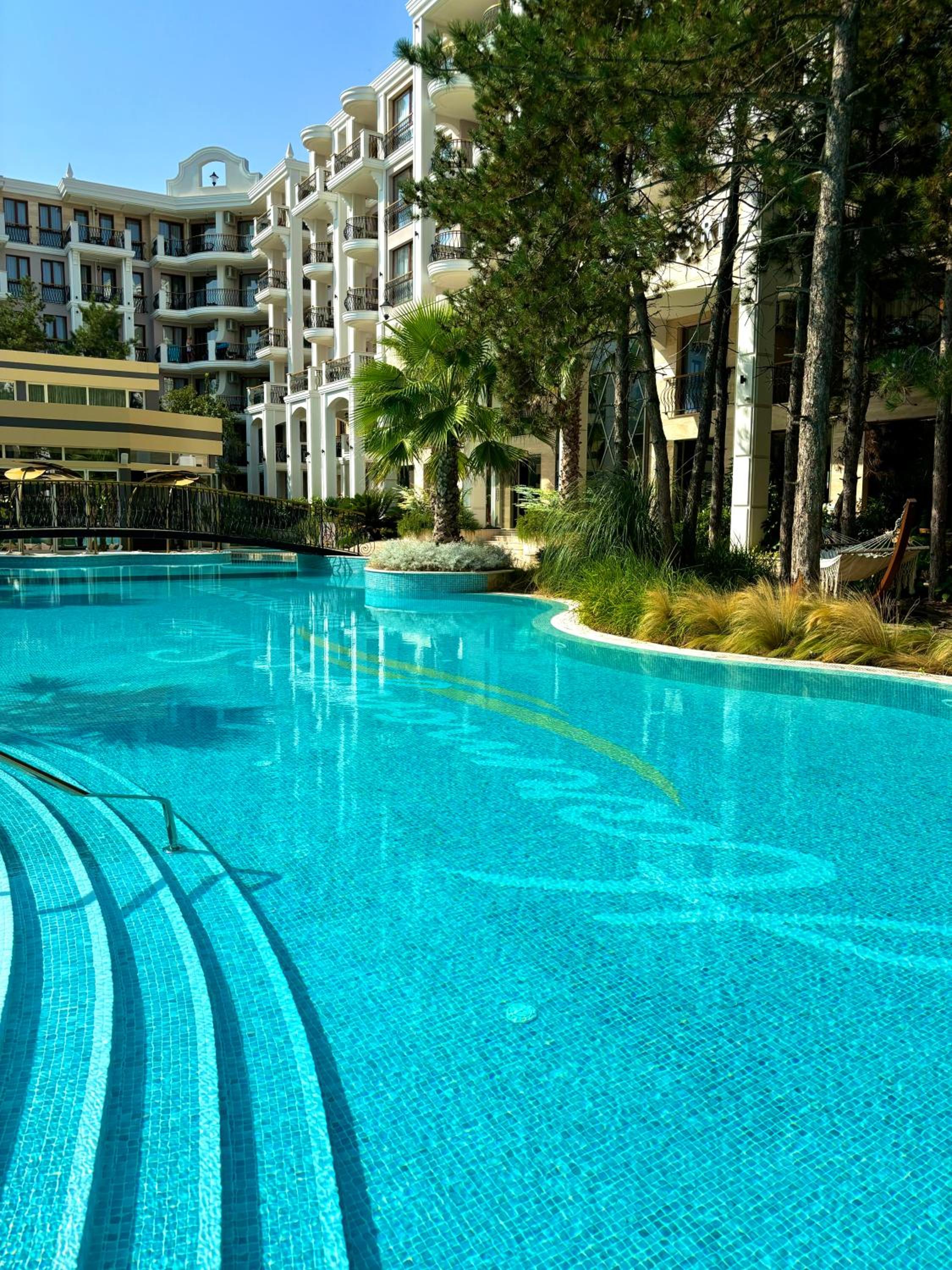 Harmony Grand Resort - Apartament Gut