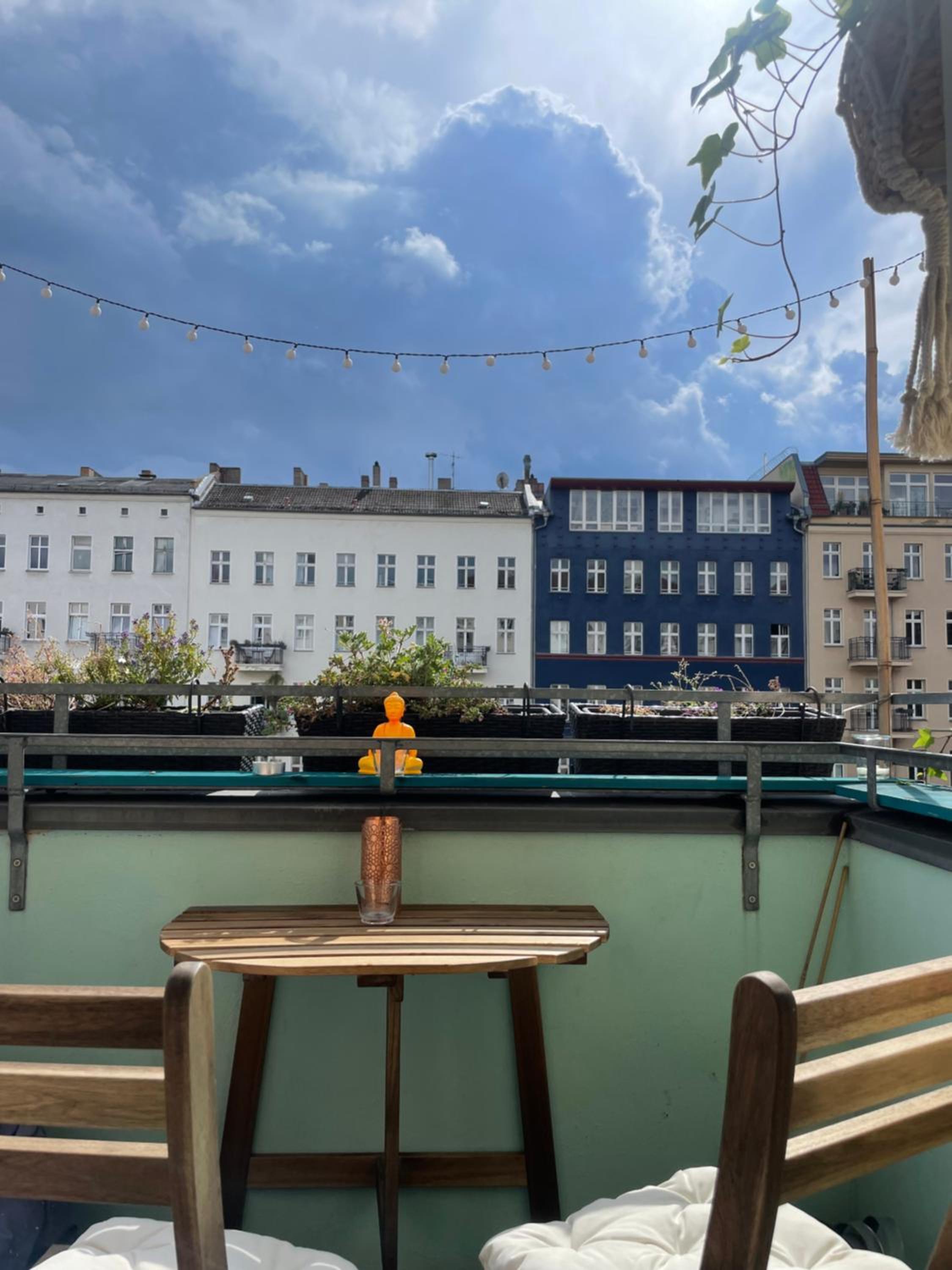 Spirit & Style - spacious, bright 75m2 - 2 bedroom in ideal Prenzlauer Berg location