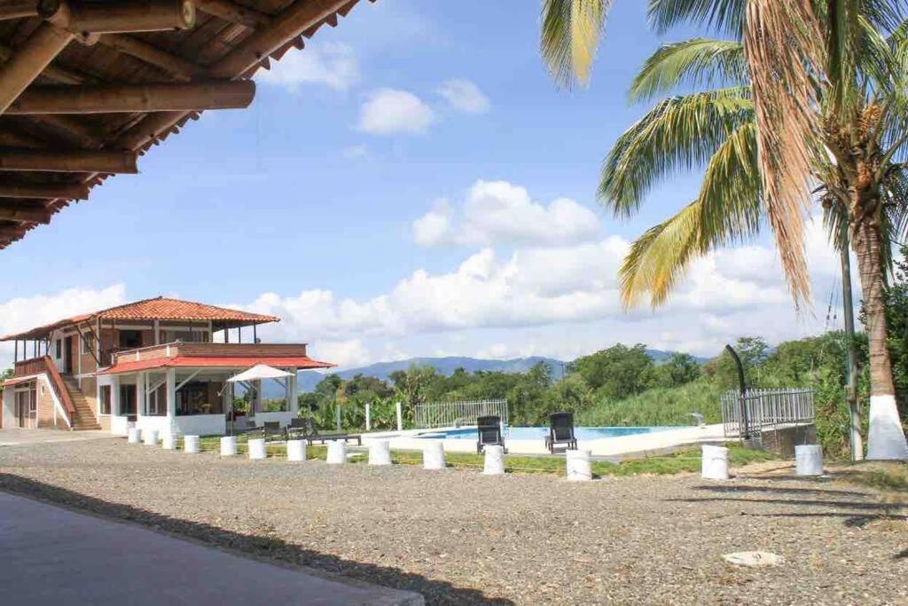 Finca Villa La Paloma
