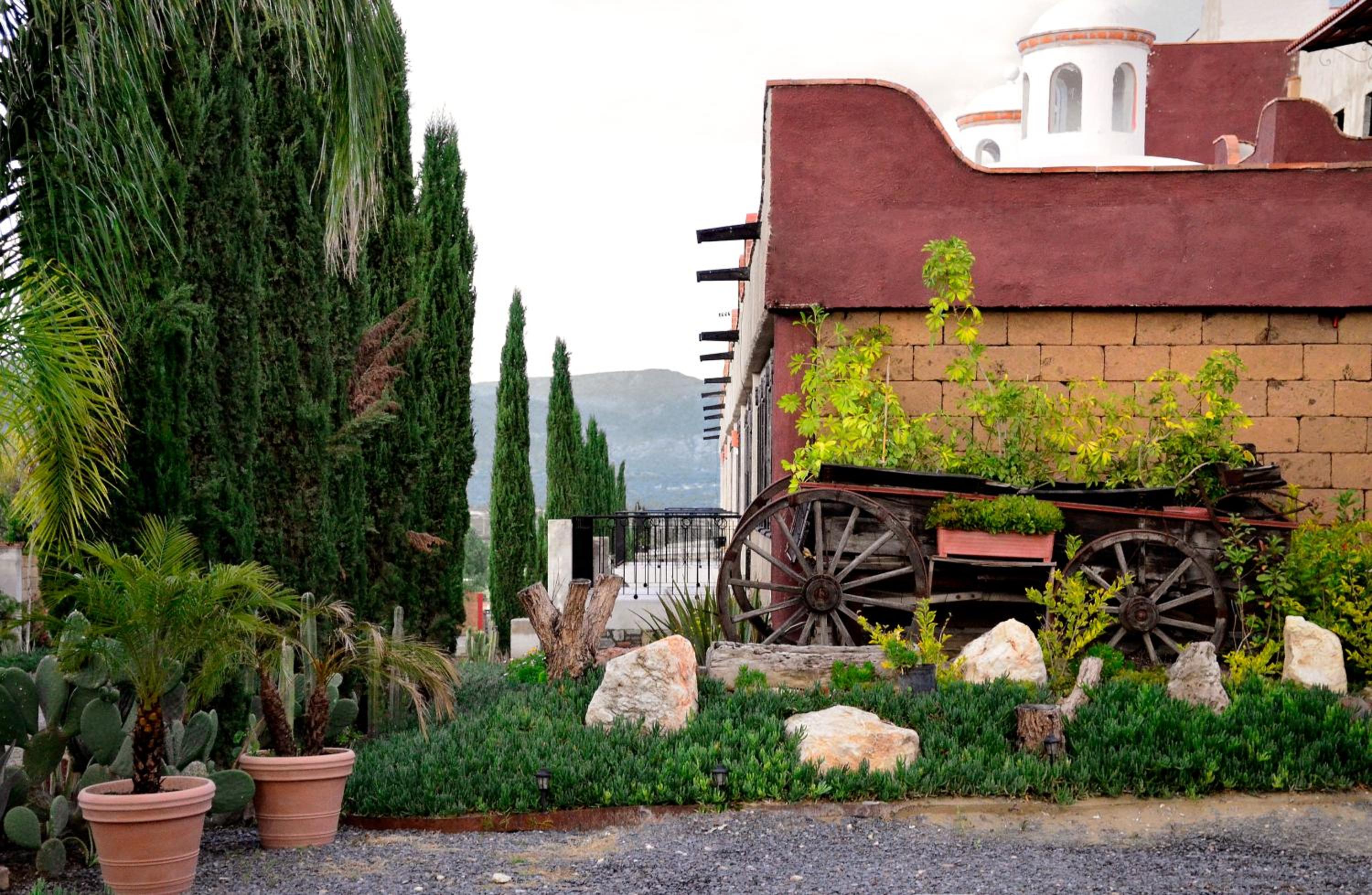 Hotel Rancho Labradores - Image 1
