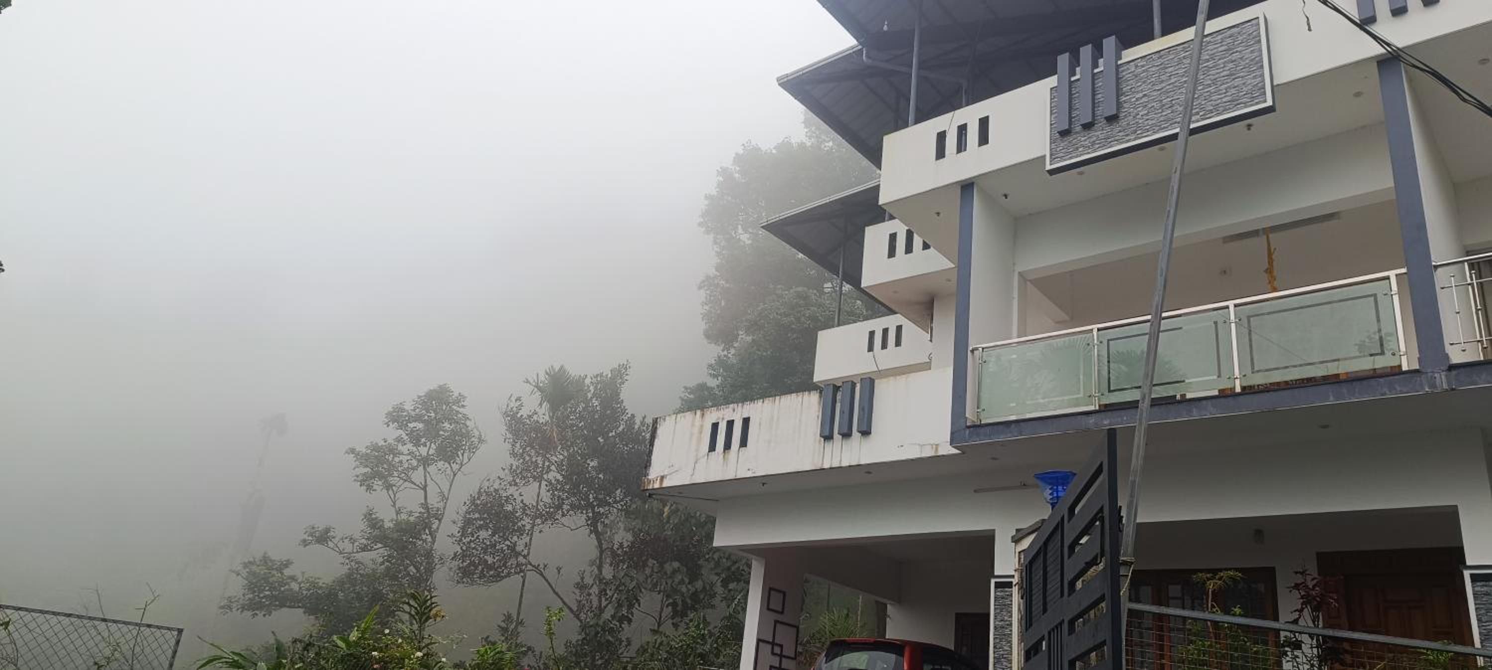 Nandana's Residency Munnar - A 4BHK Homestay for Indian Families view 2