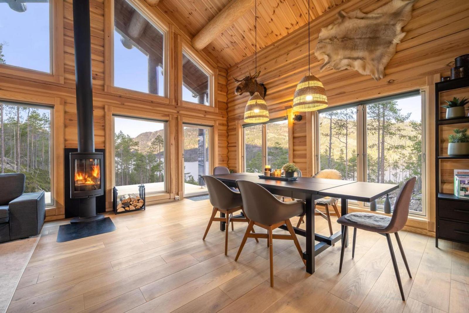 Moose Lodge - 6p - With Sauna & Water View view 5