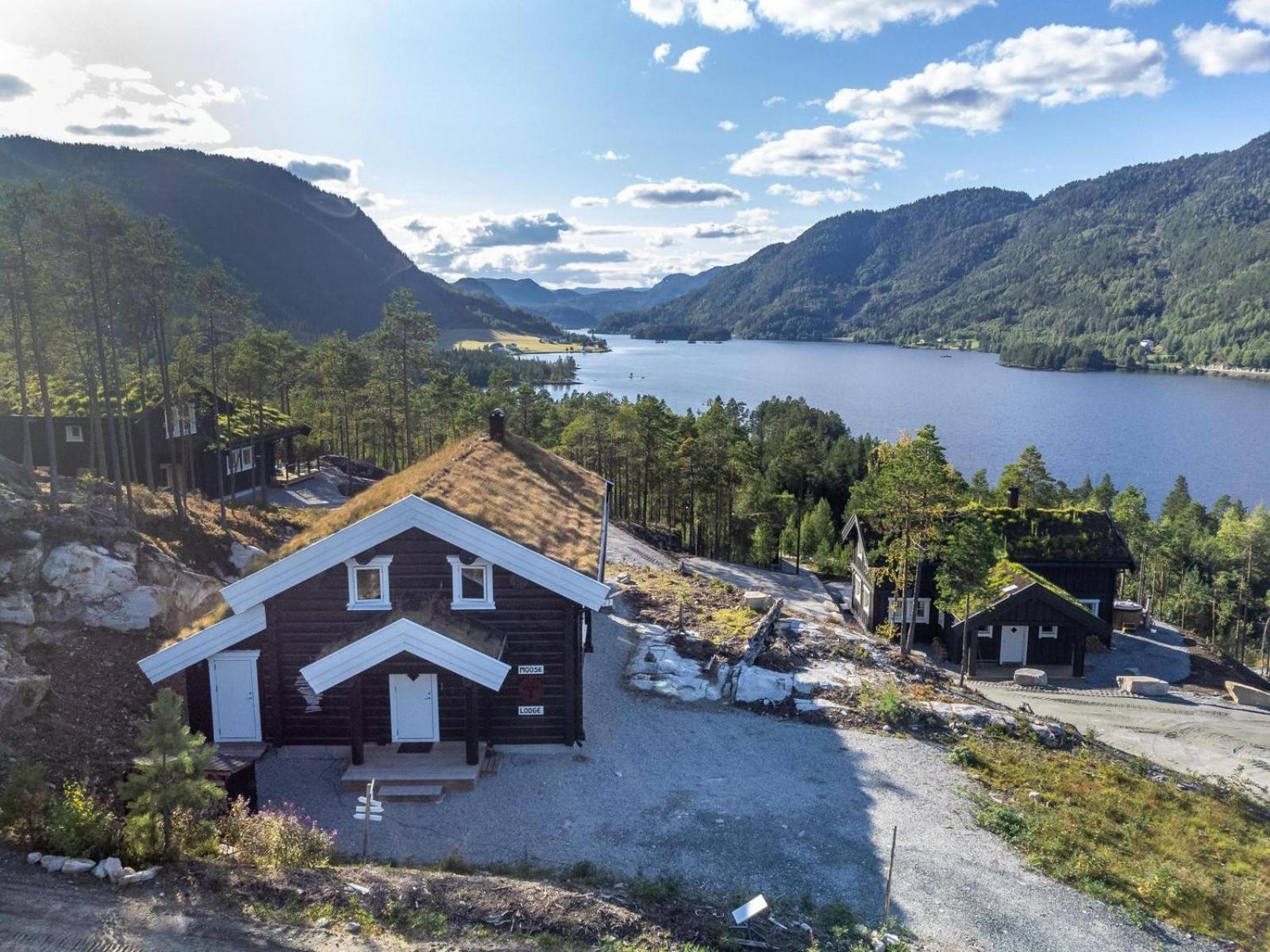 Photo 34