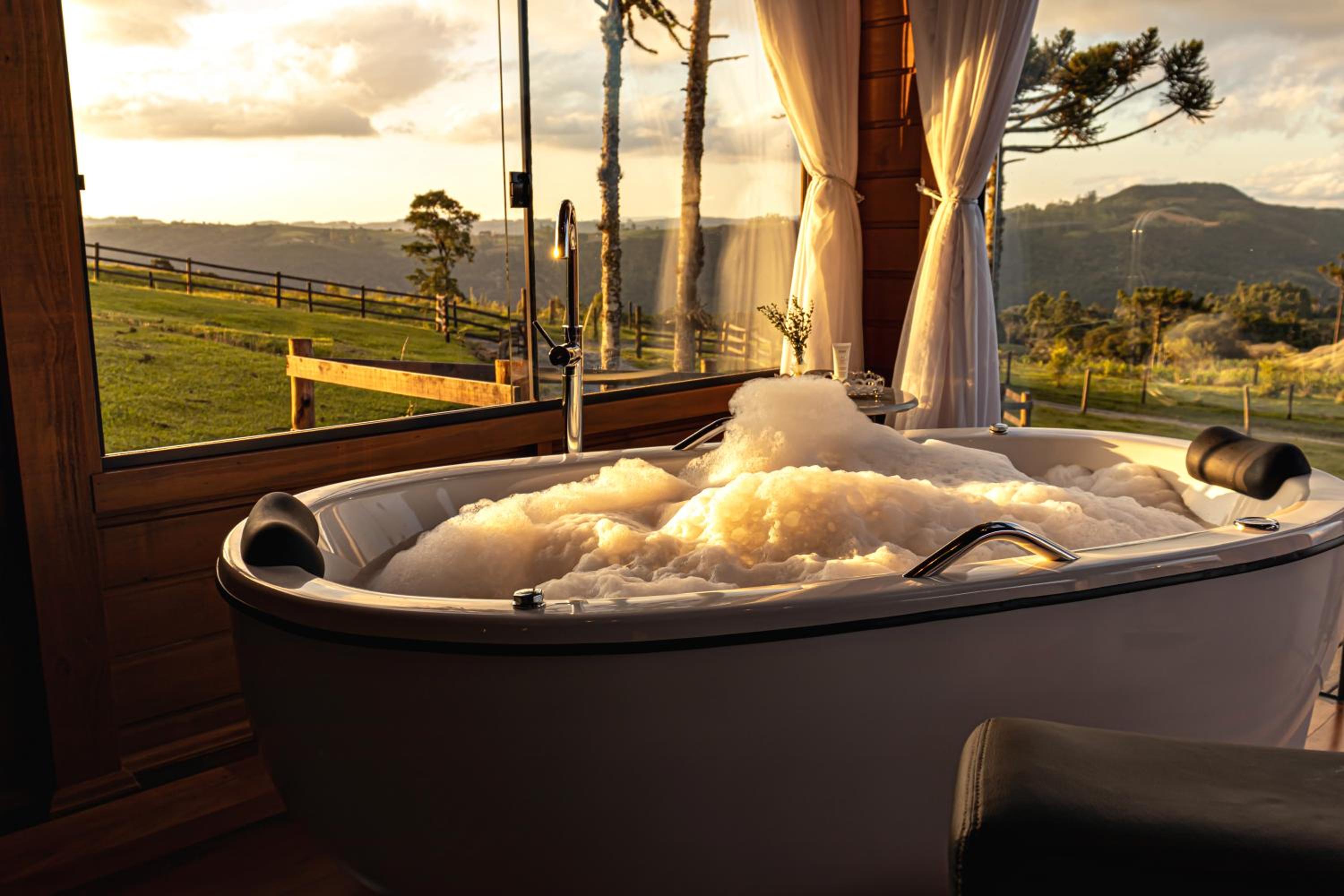 Cabana na montanha, com hidro e Vista espetacular
