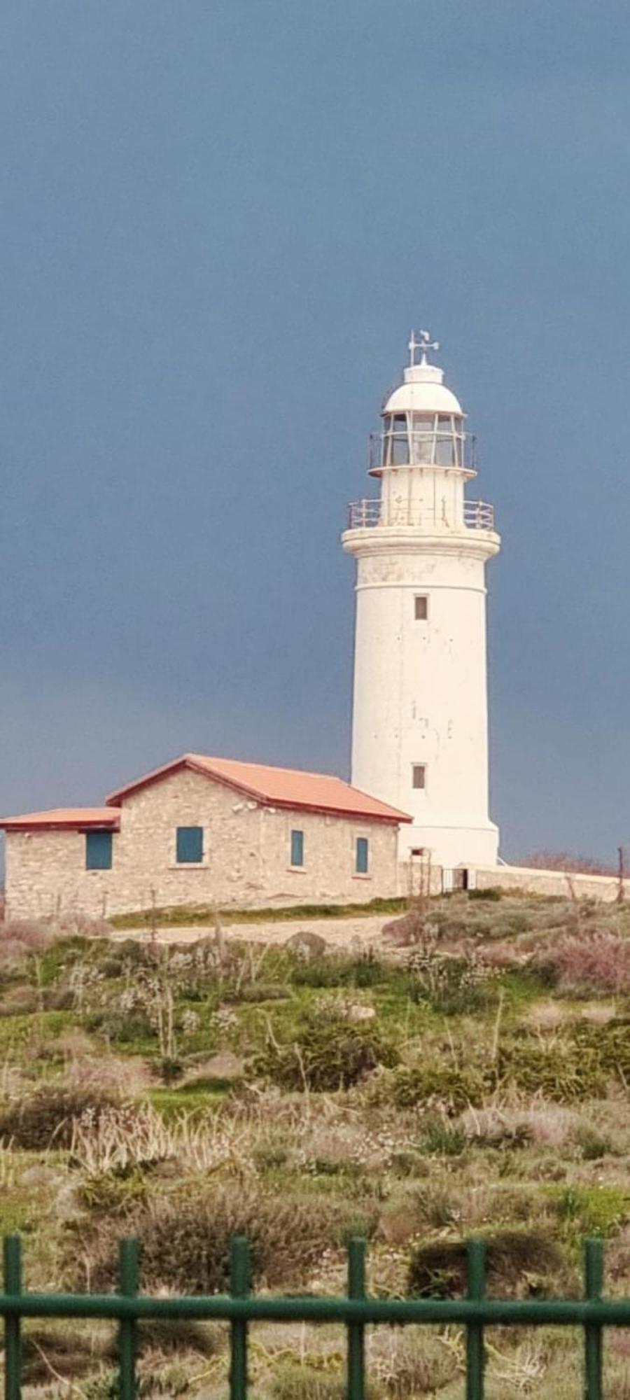 H&O Sea View Lighthouse