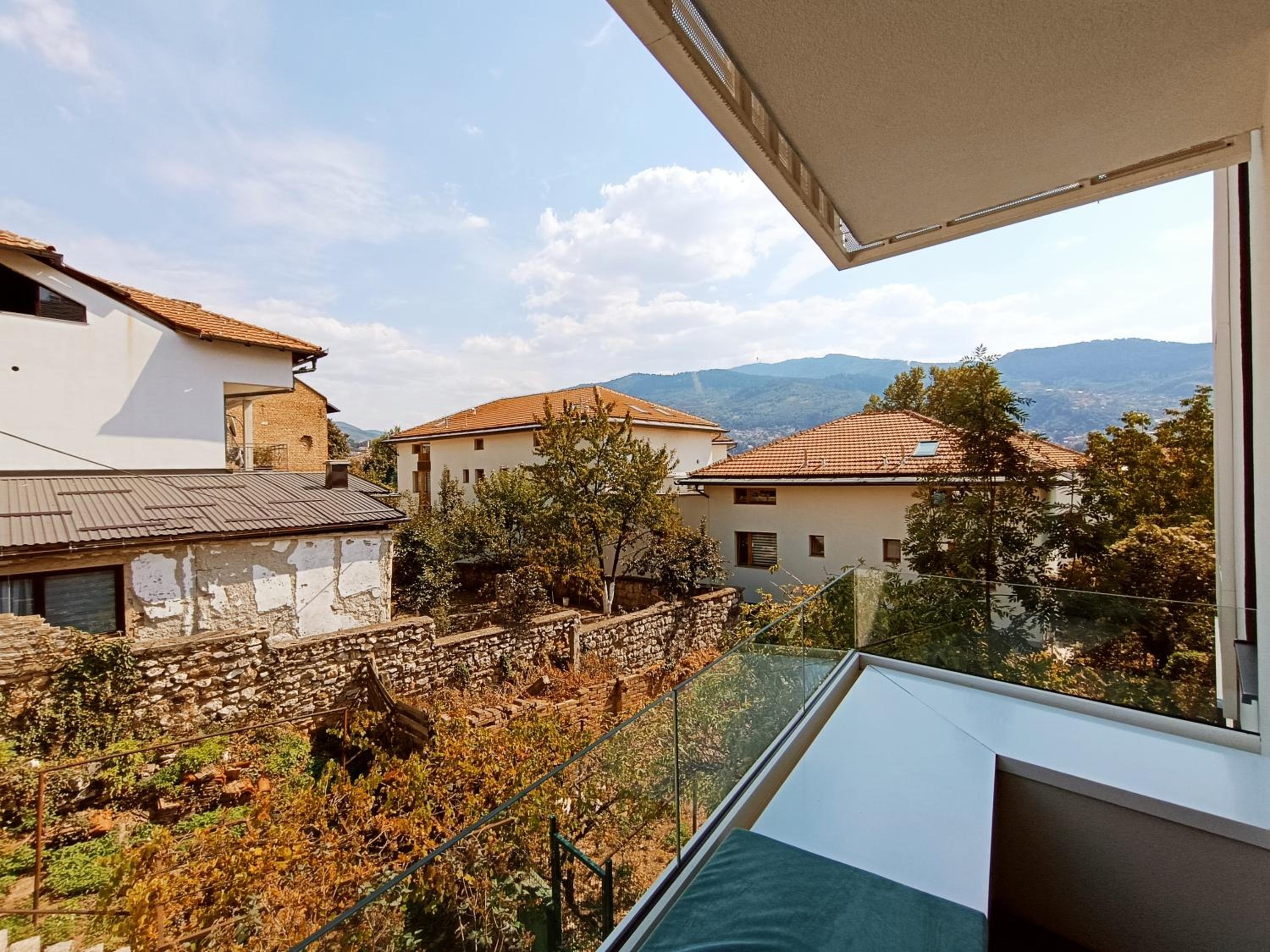 LuxApart Vrbanjusa Old City Centar free garage parking
