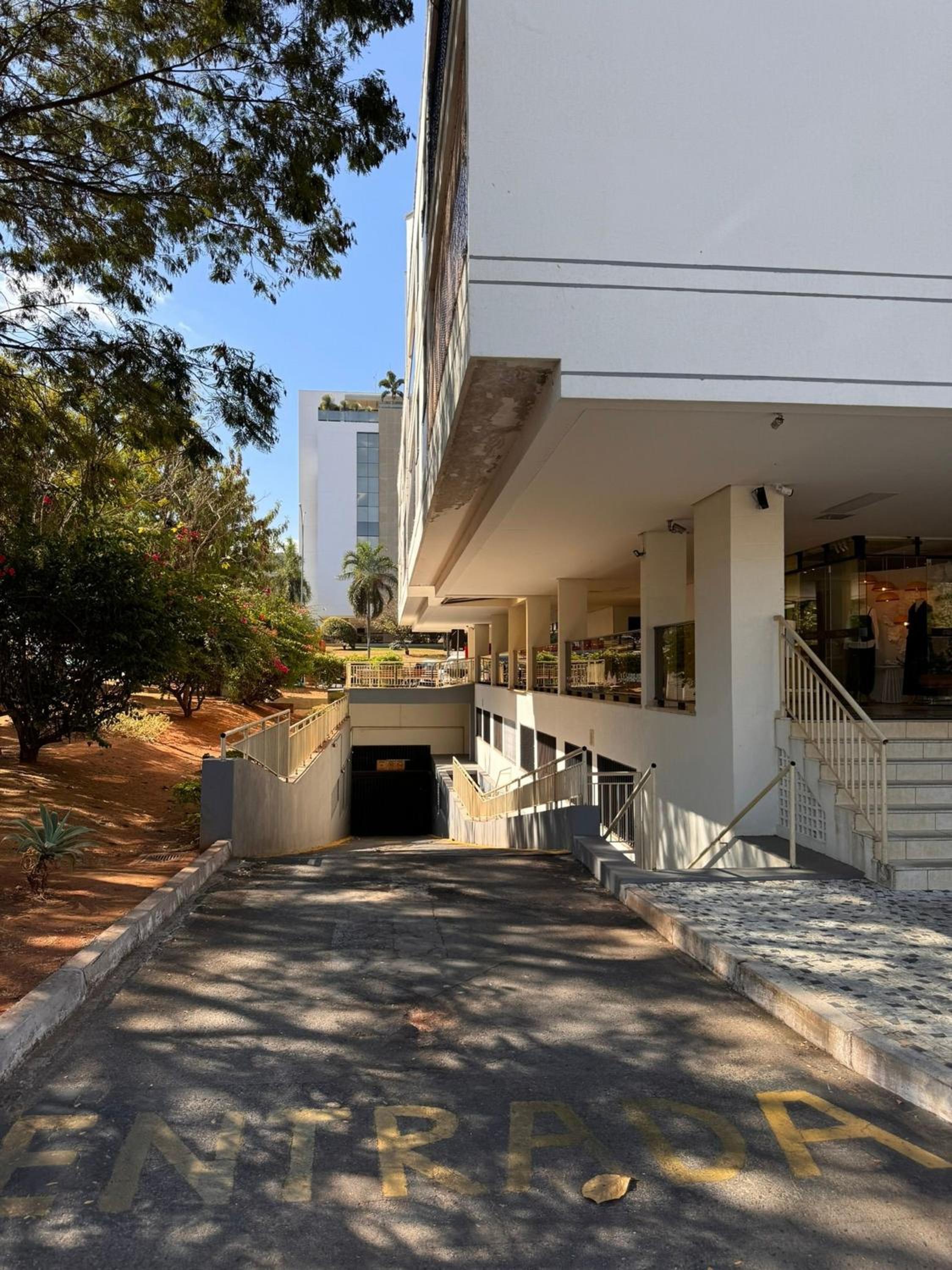 Flat Sudoeste Ed. Leonardo Center by CentoEdez