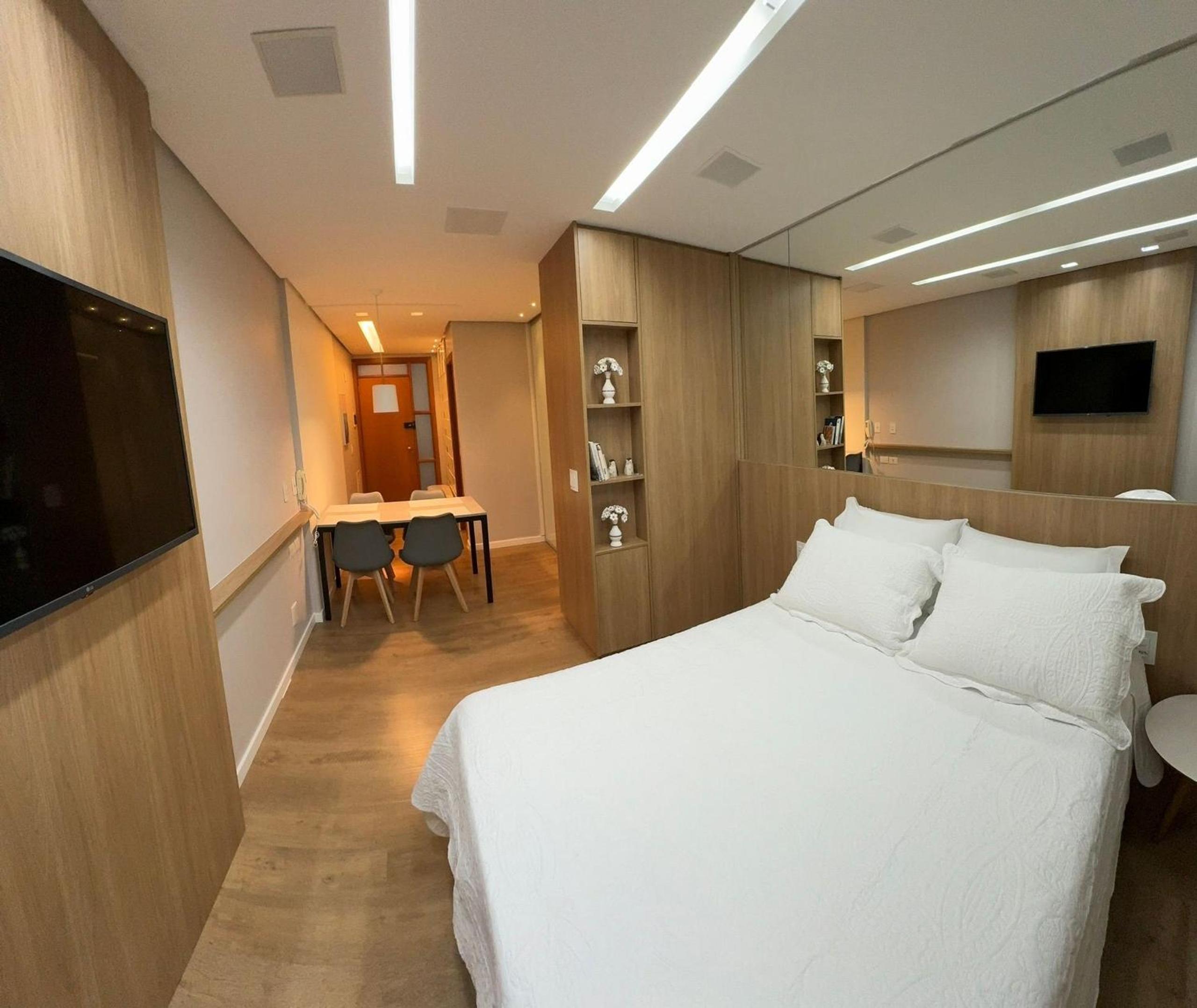 Flat Sudoeste Ed. Leonardo Center by CentoEdez