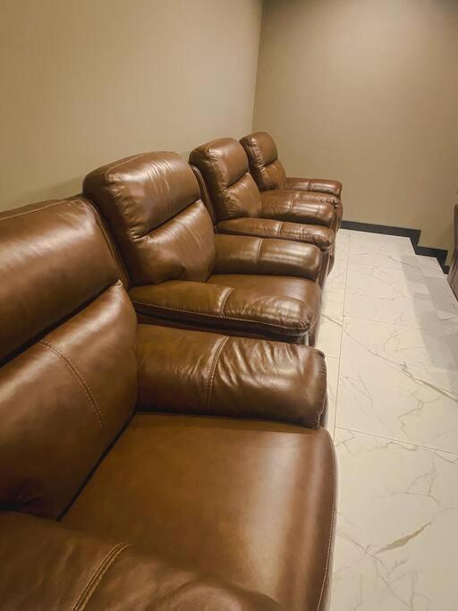 Studio Moderno con Patio Privado