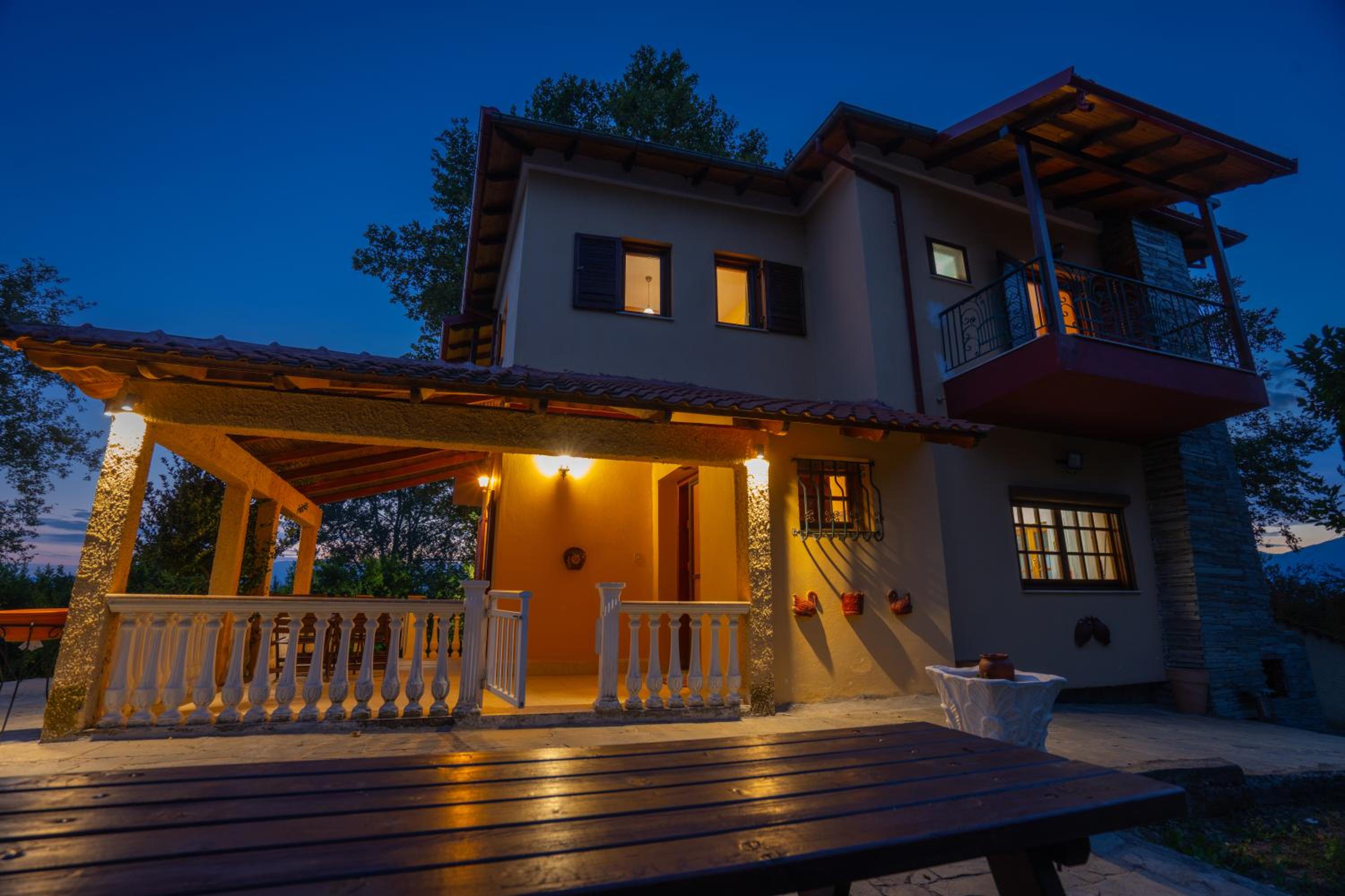 Nikola's Garden view 4