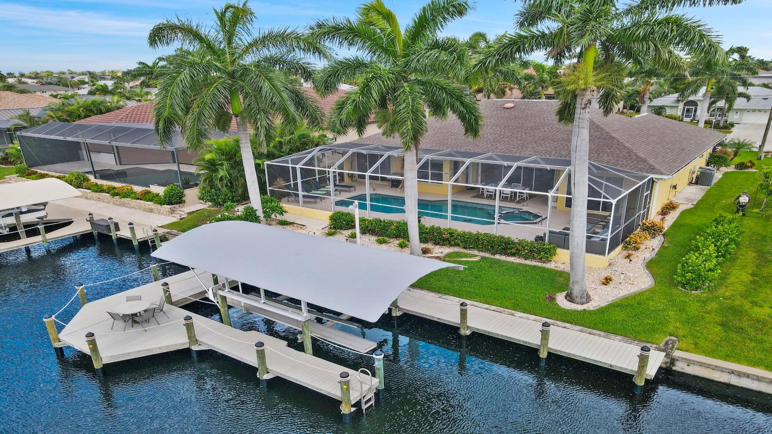 Seascape - SpaWhilrpool South Terrace 4 Bedroom - Property Image 31