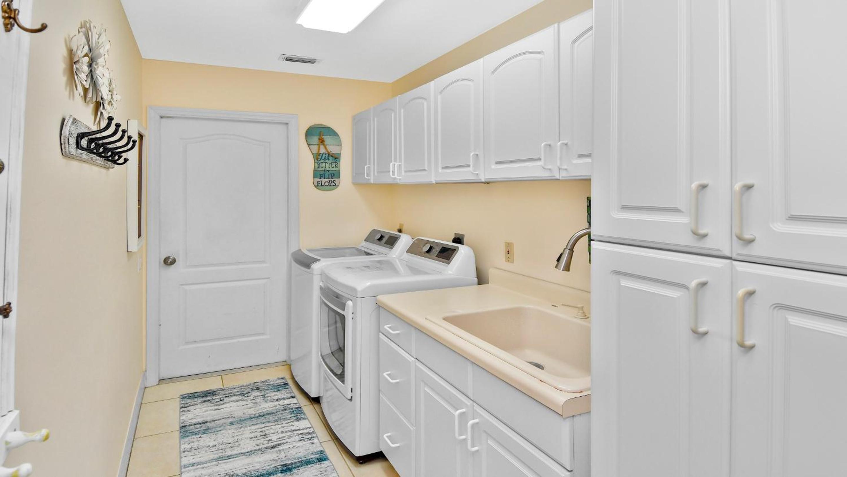 Seascape - SpaWhilrpool South Terrace 4 Bedroom - Property Image 19