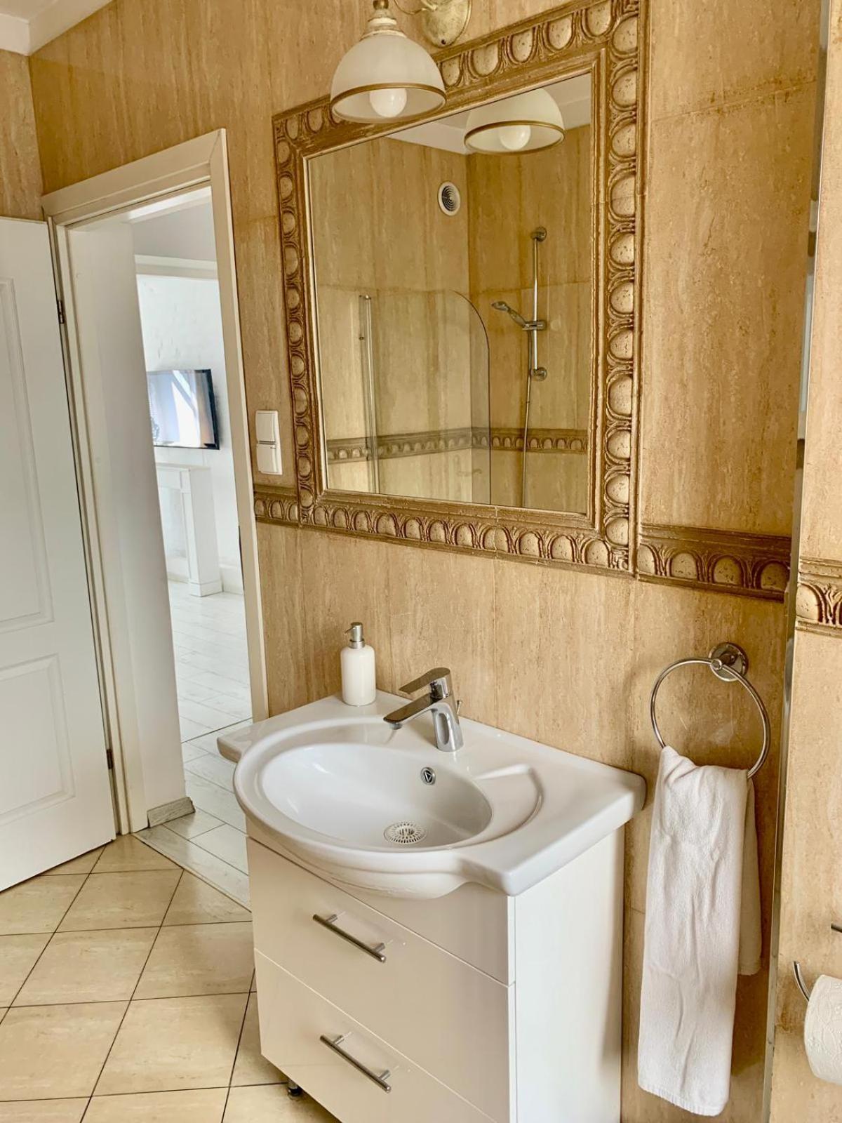 Perfect Stay - 