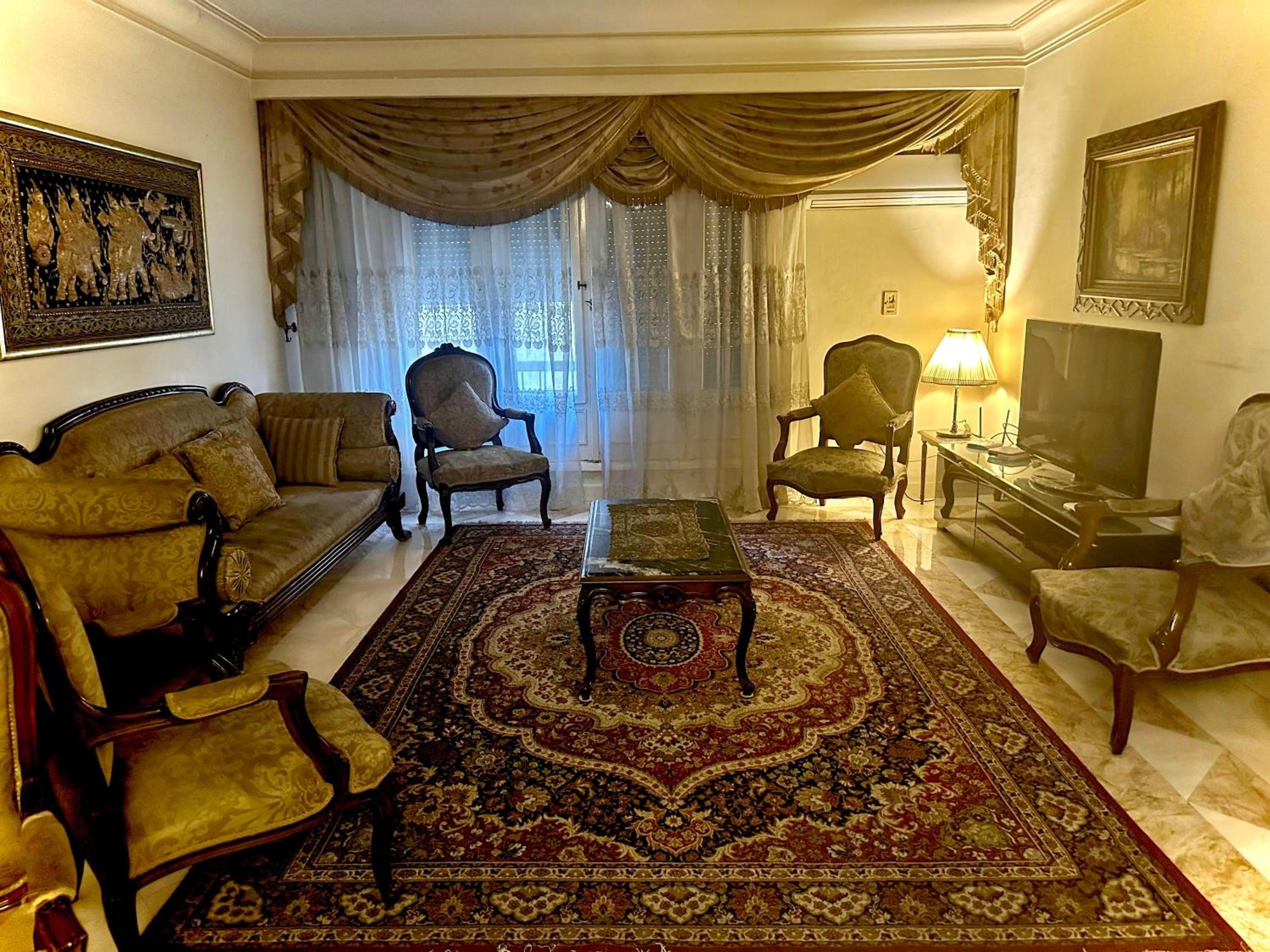 Spacious 3 Bedroom Apartment