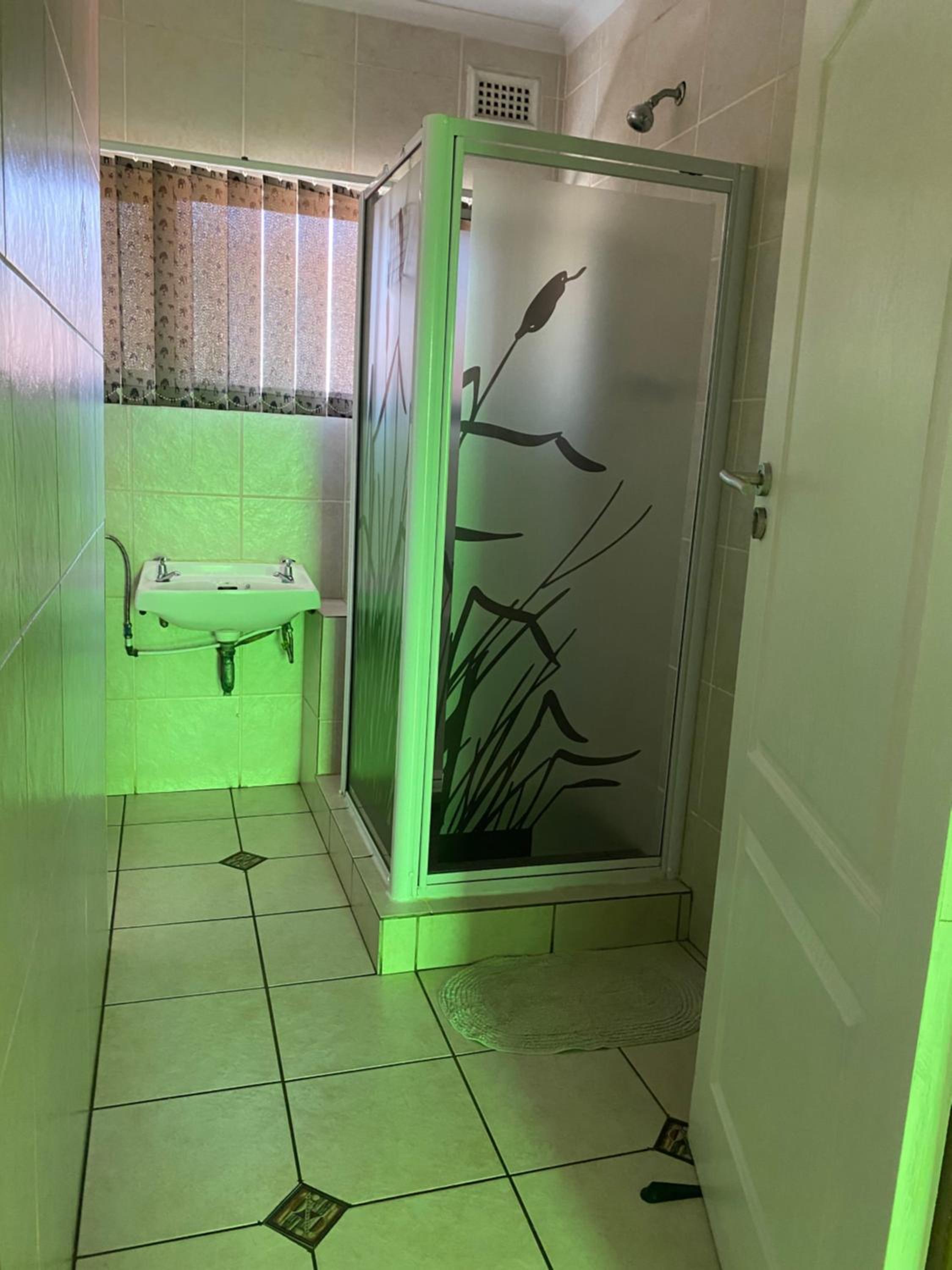 Acquila Guest House