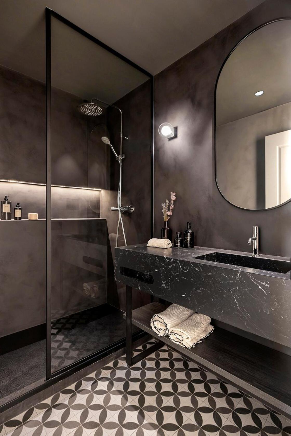 Luxury Apt with King Beds & Central AC in Heart of BCN