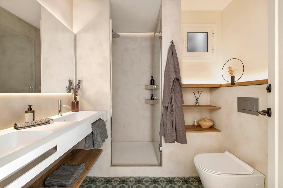 Luxury Apt with King Beds & Central AC in Heart of BCN