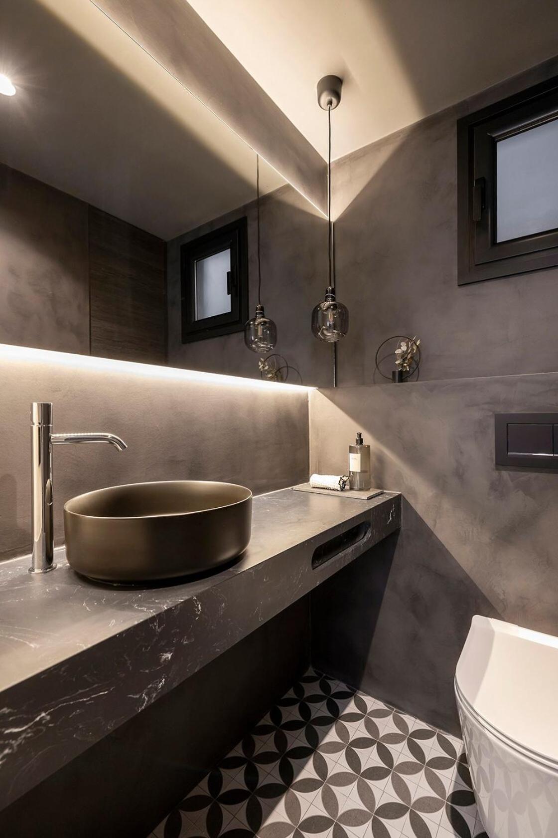 Luxury Apt with King Beds & Central AC in Heart of BCN
