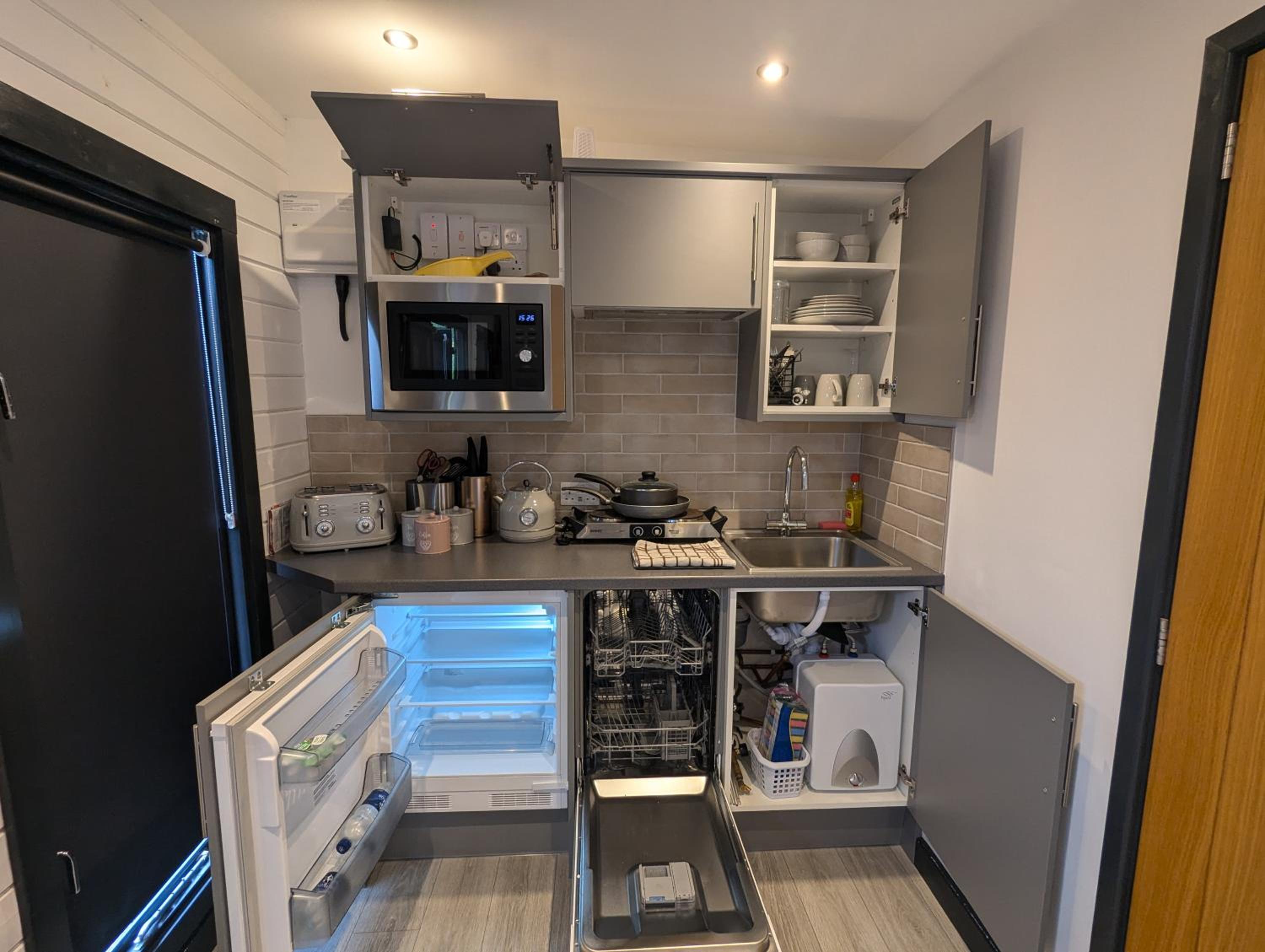 Shearsby Valley Lakes Accommodation