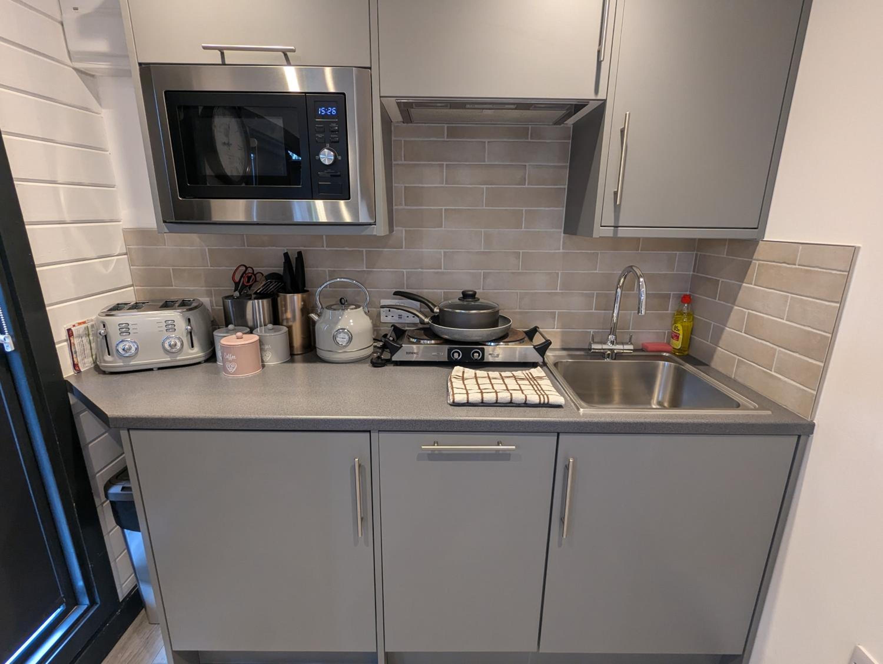 Shearsby Valley Lakes Accommodation