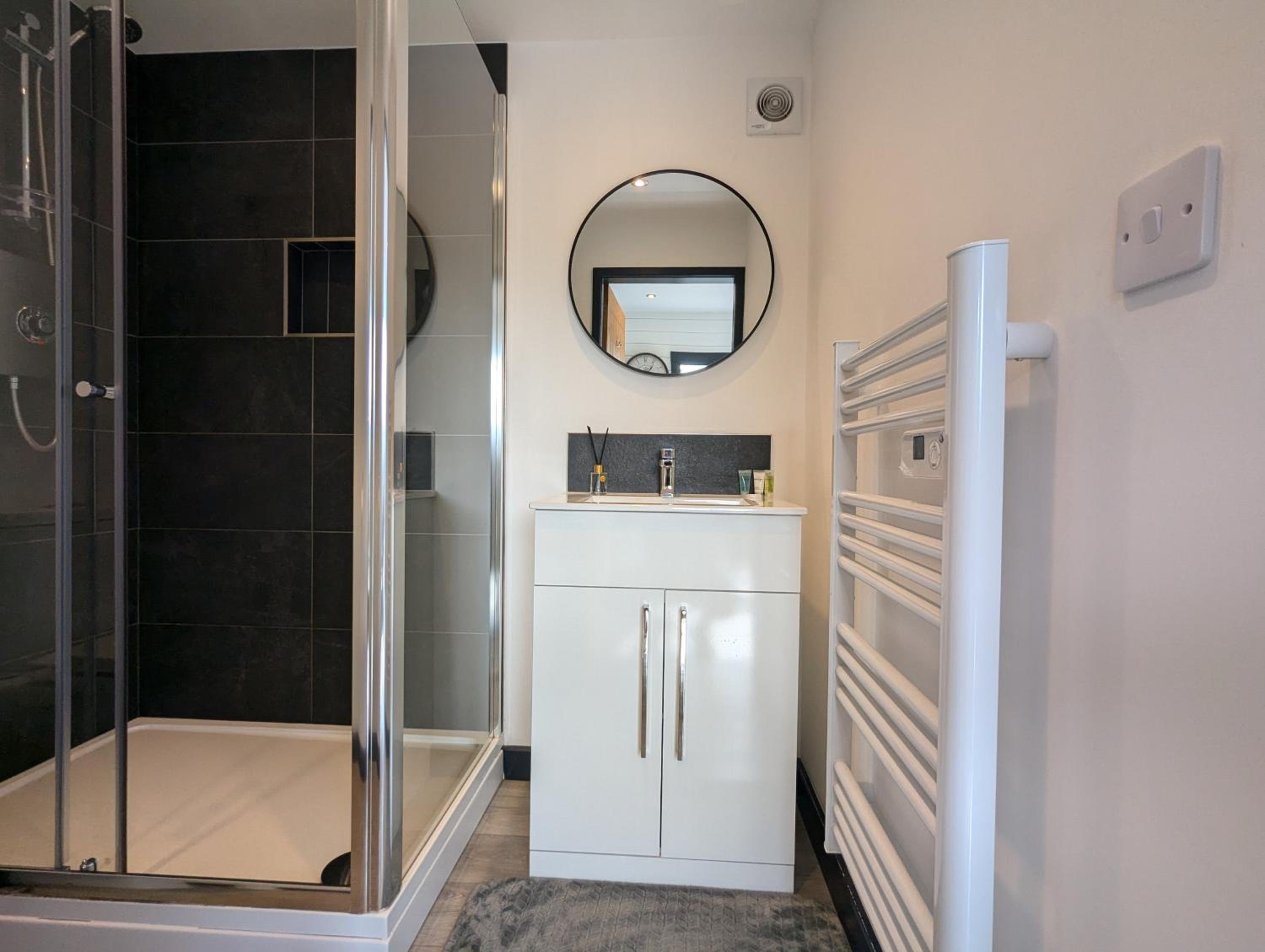 Shearsby Valley Lakes Accommodation