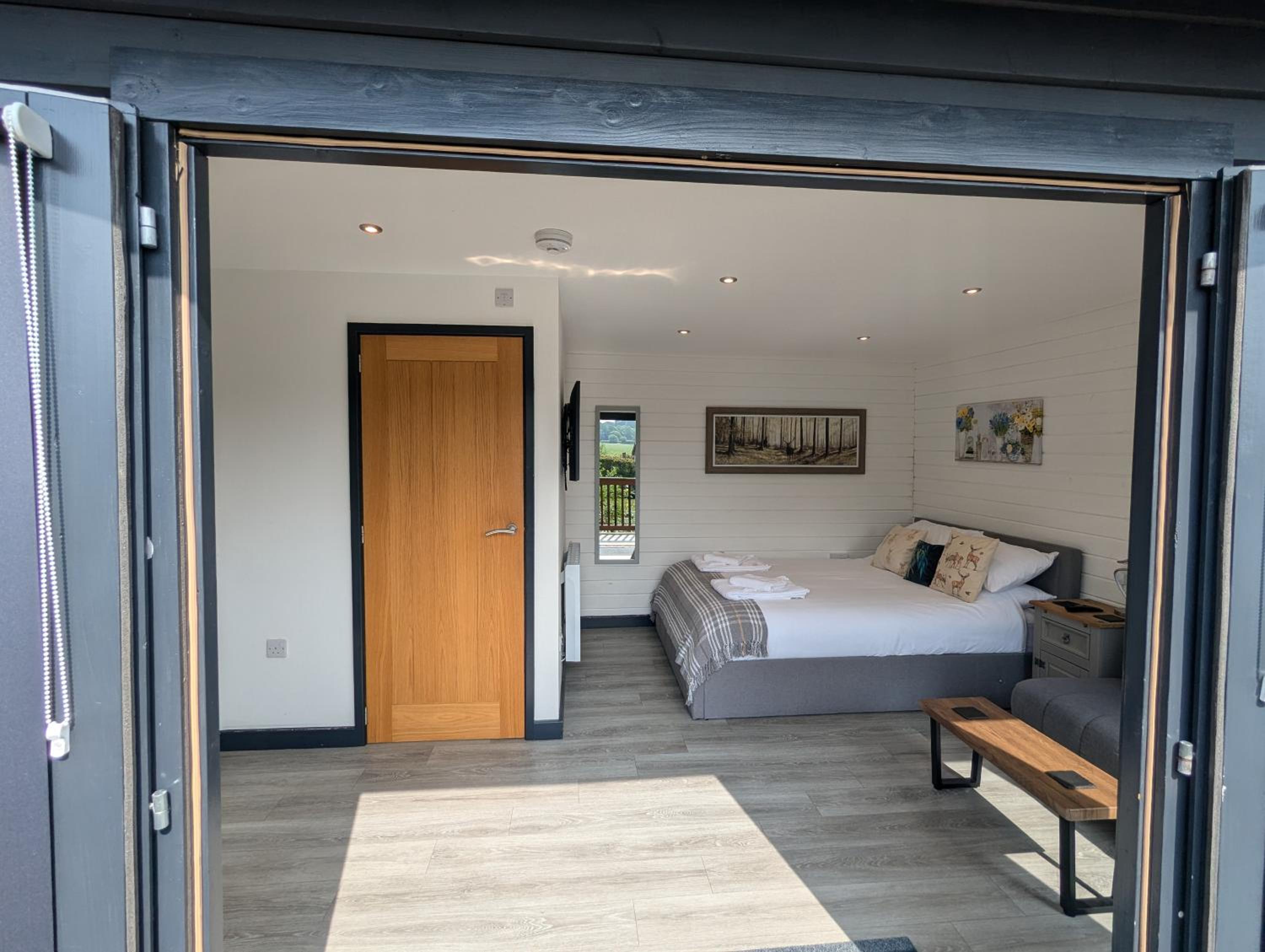 Shearsby Valley Lakes Accommodation