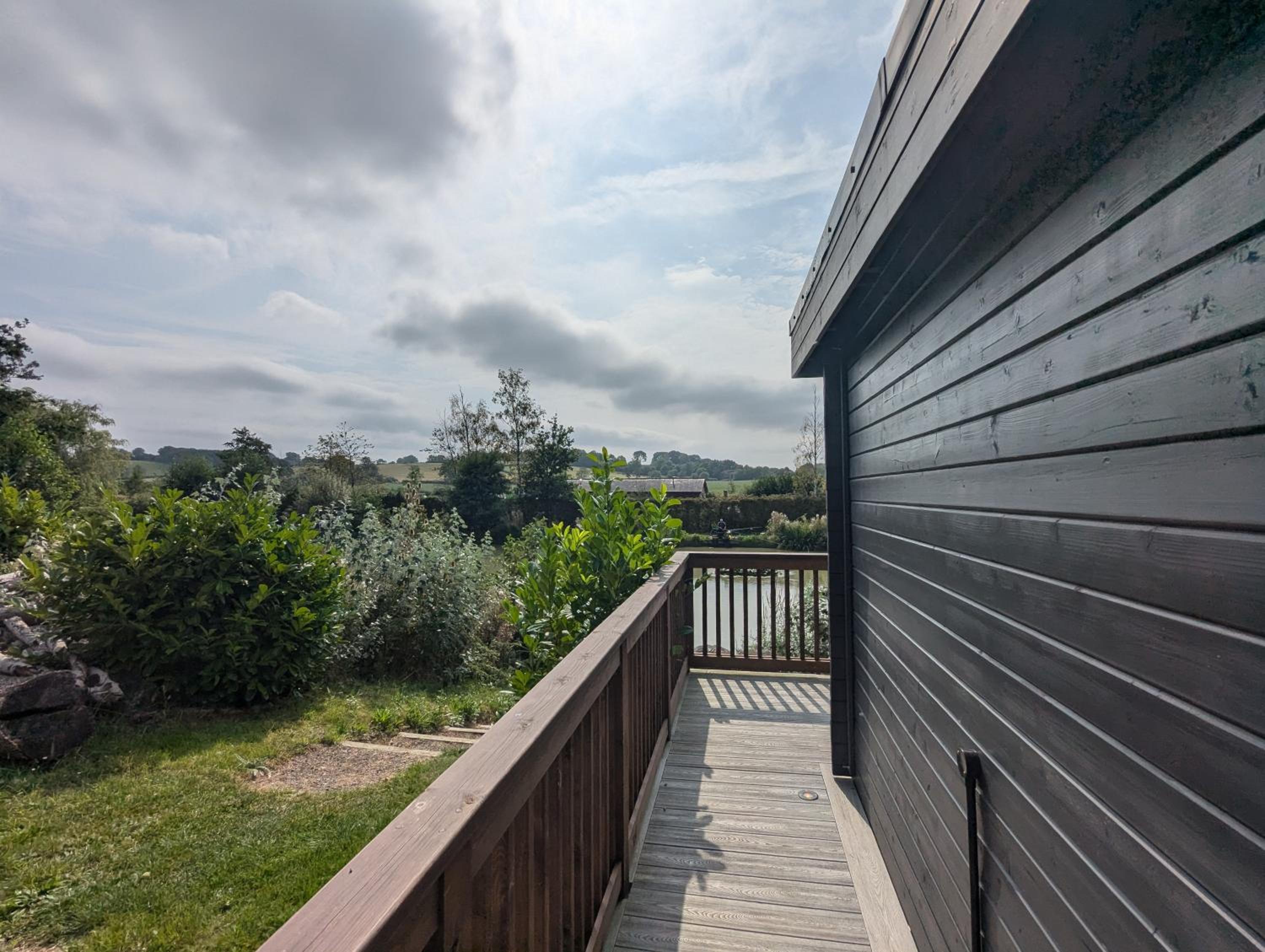 Shearsby Valley Lakes Accommodation