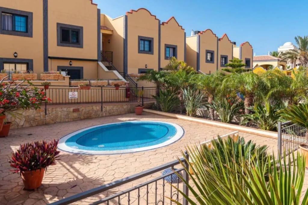 Beautiful Apartments in Charming place El Duque