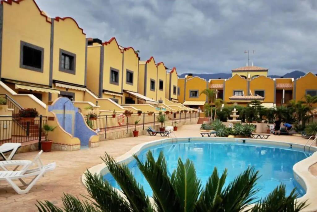Beautiful Apartments in Charming place El Duque
