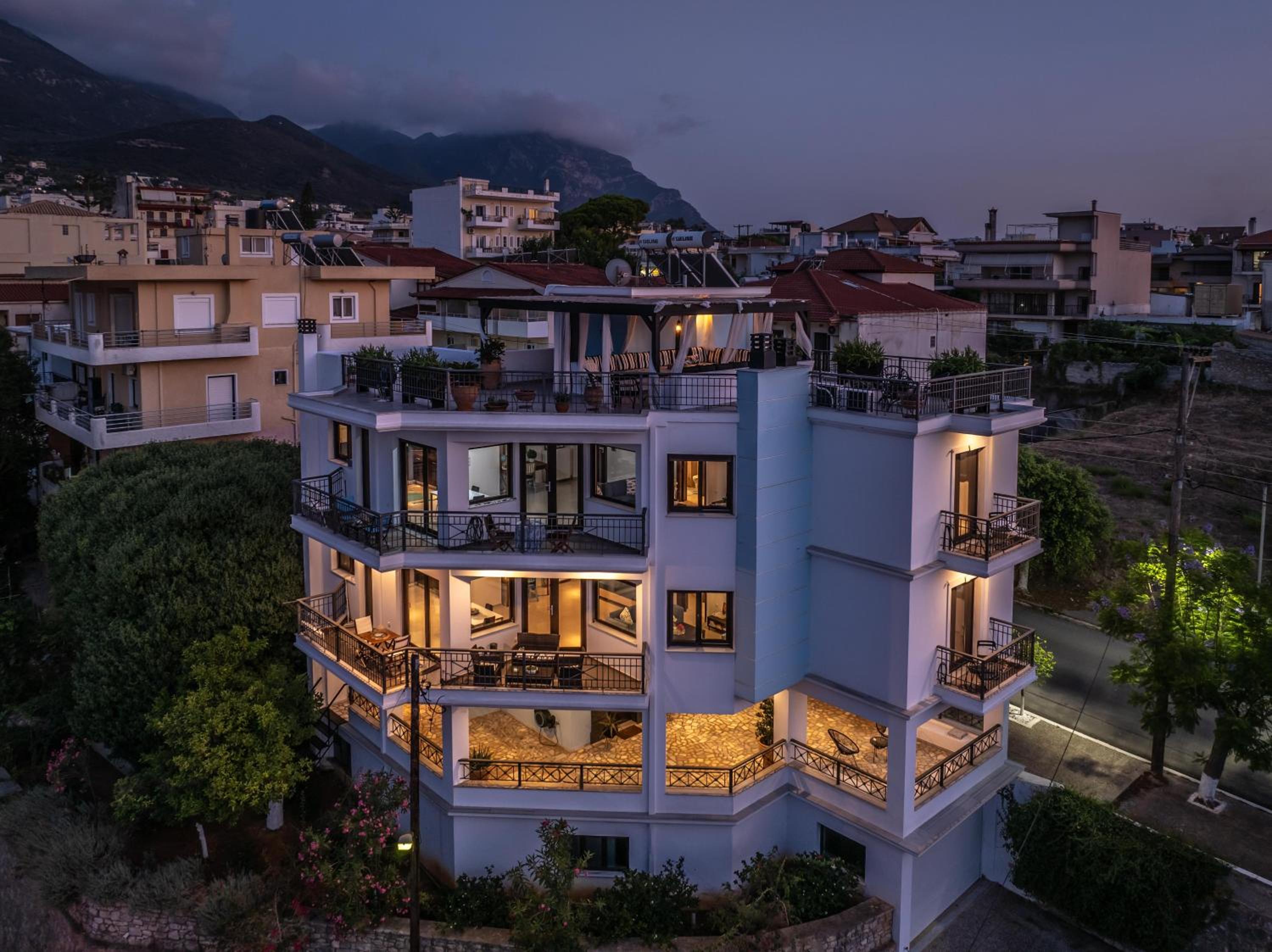 Magical Seaside Town Boutique Apts 2 view 3