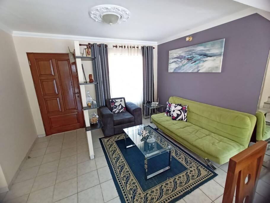 Hermosa y céntrica casa de 3 dormitorios