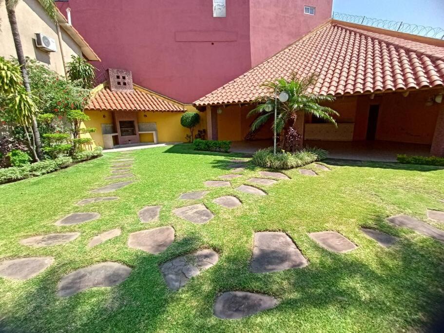 Hermosa y céntrica casa de 3 dormitorios